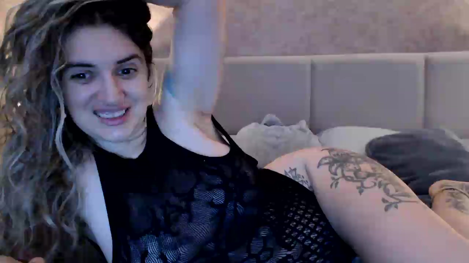 Gallery image thumbnail from MissDivinna's myfreecams stream on, 08/14/2026, 02:20 image 9 of 20