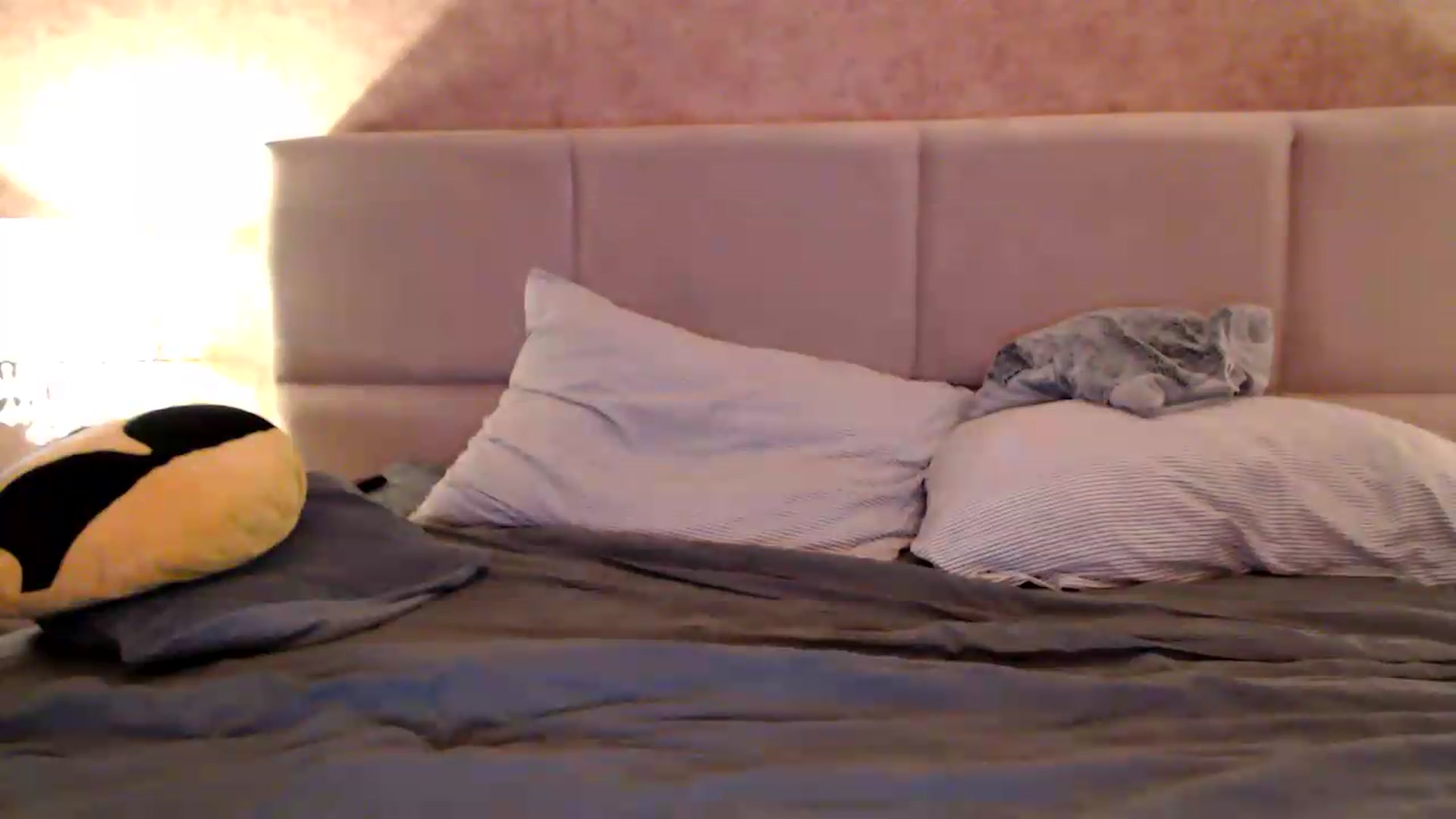 Gallery image thumbnail from MissDivinna's myfreecams stream on, 08/15/2026, 23:18 image 8 of 20