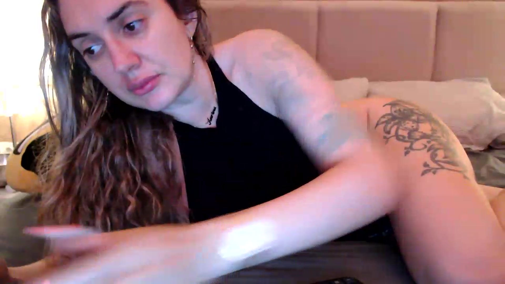Gallery image thumbnail from MissDivinna's myfreecams stream on, 08/16/2026, 24:00 image 5 of 20