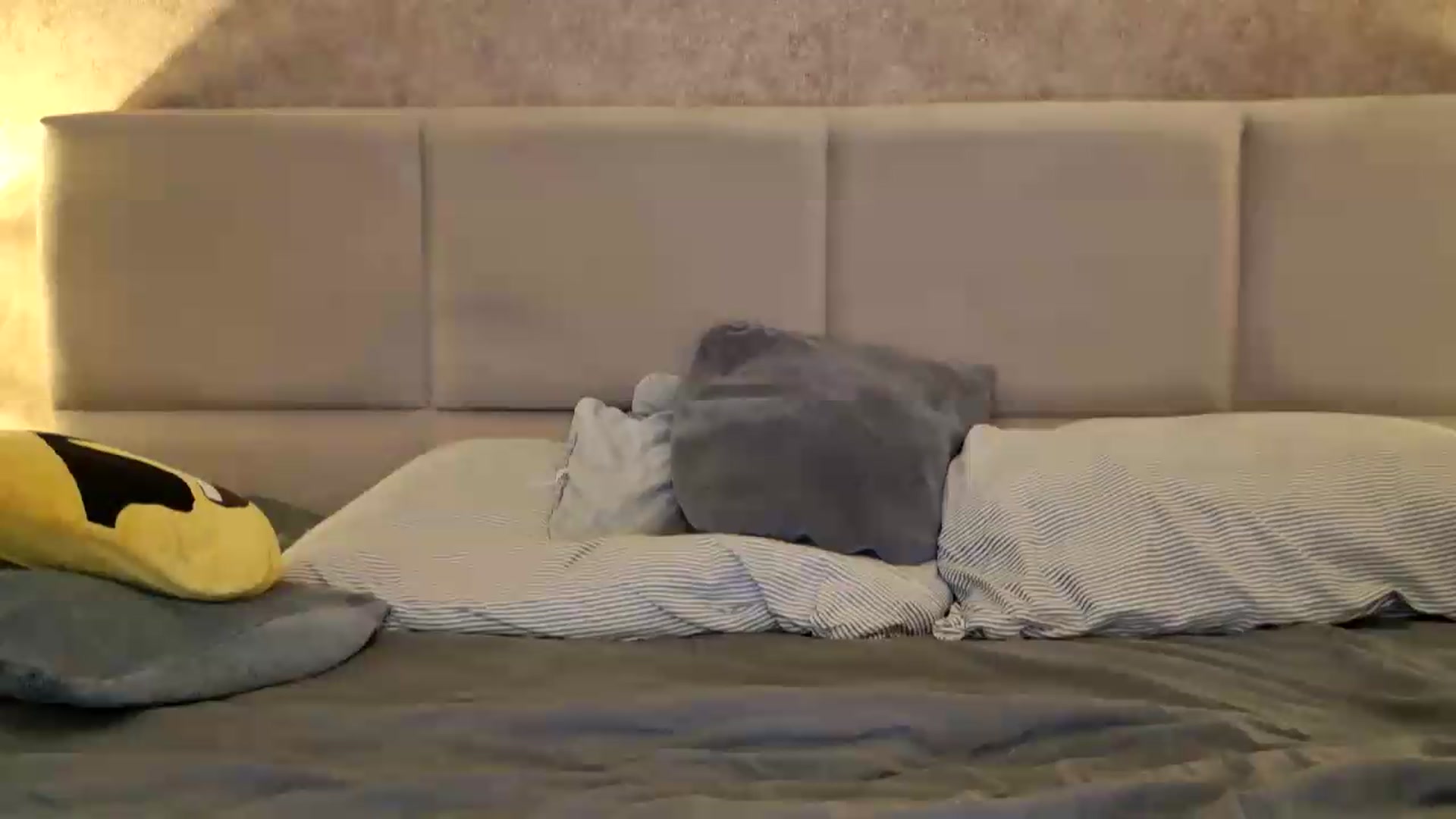 Gallery image thumbnail from MissDivinna's myfreecams stream on, 08/19/2026, 23:48 image 13 of 20