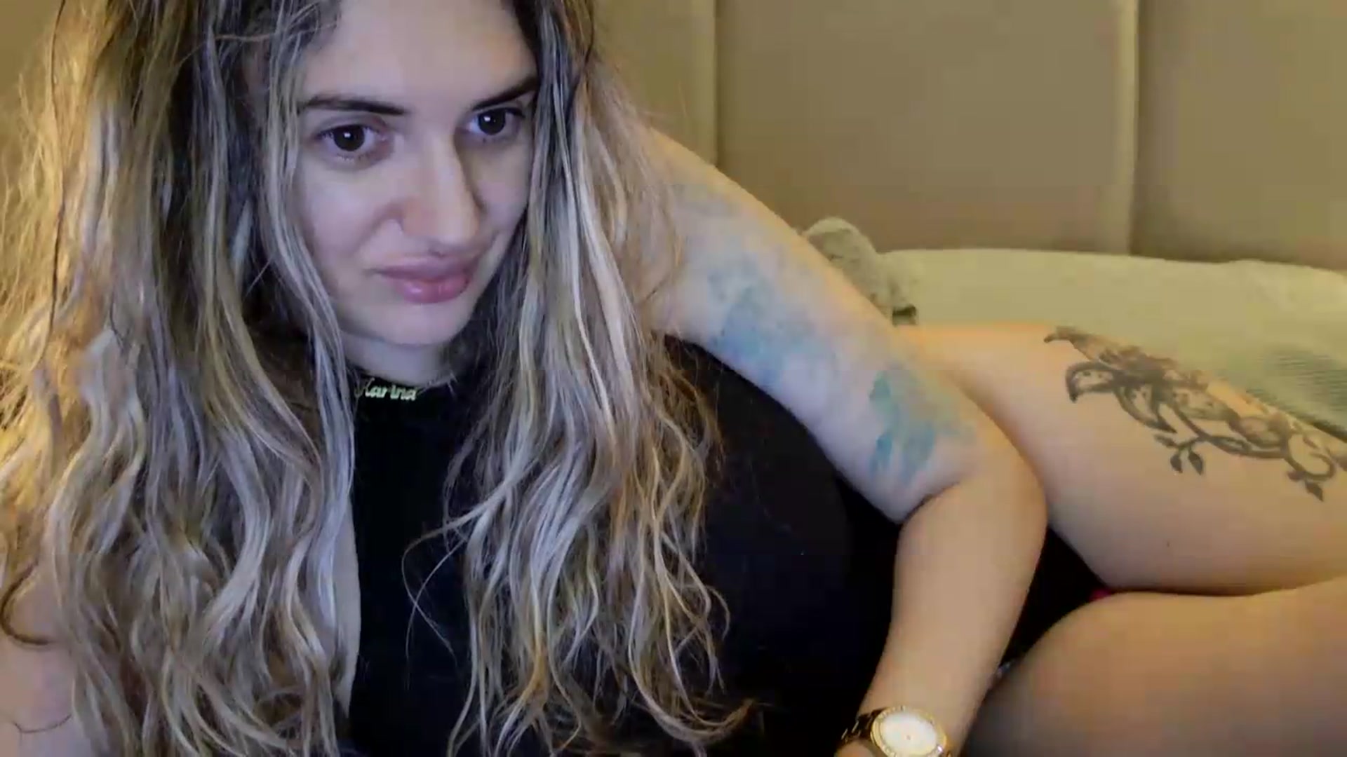 Gallery image thumbnail from MissDivinna's myfreecams stream on, 08/23/2026, 21:37 image 17 of 20