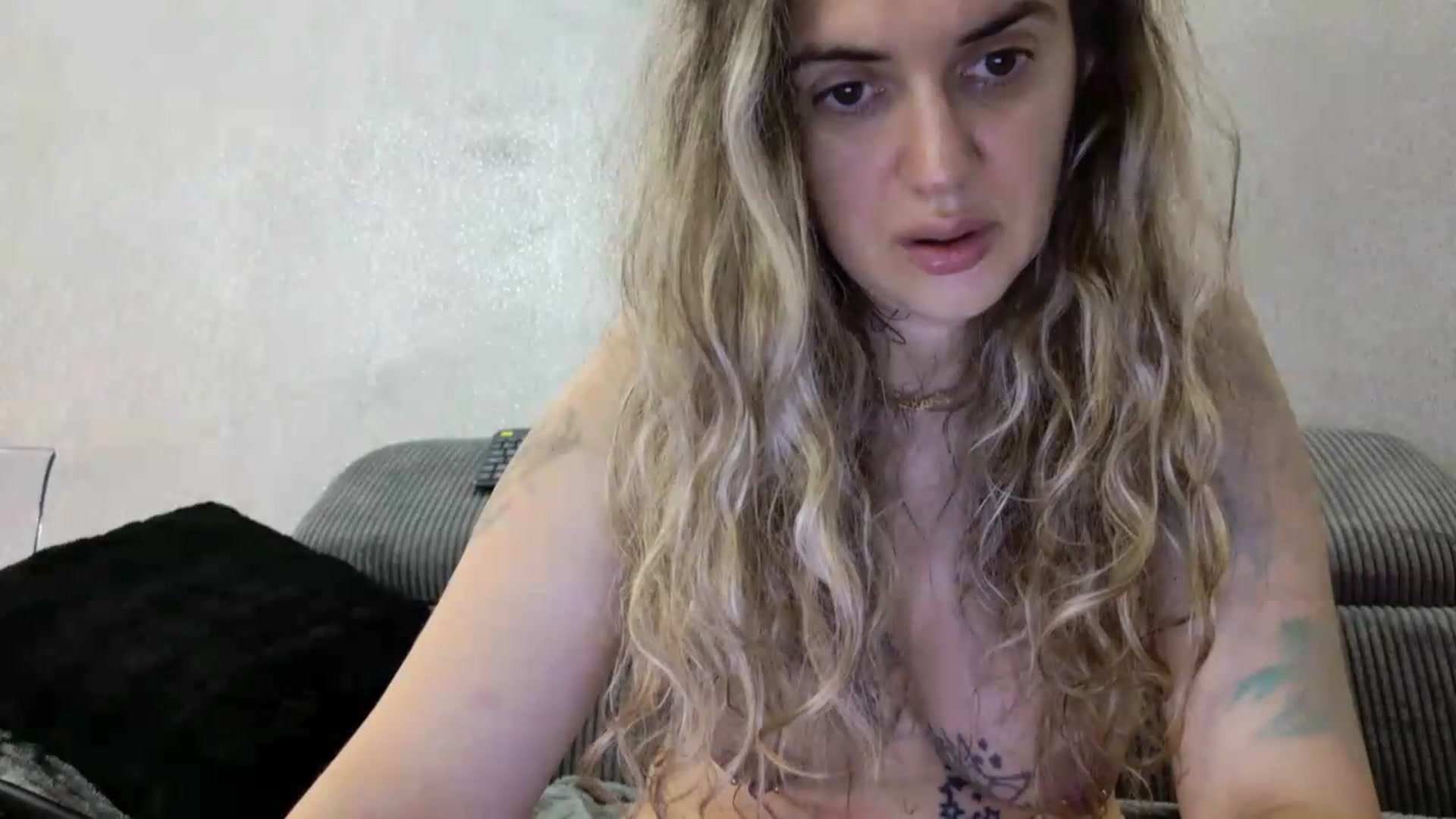 Gallery image thumbnail from MissDivinna's myfreecams stream on, 08/27/2026, 01:52 image 20 of 20