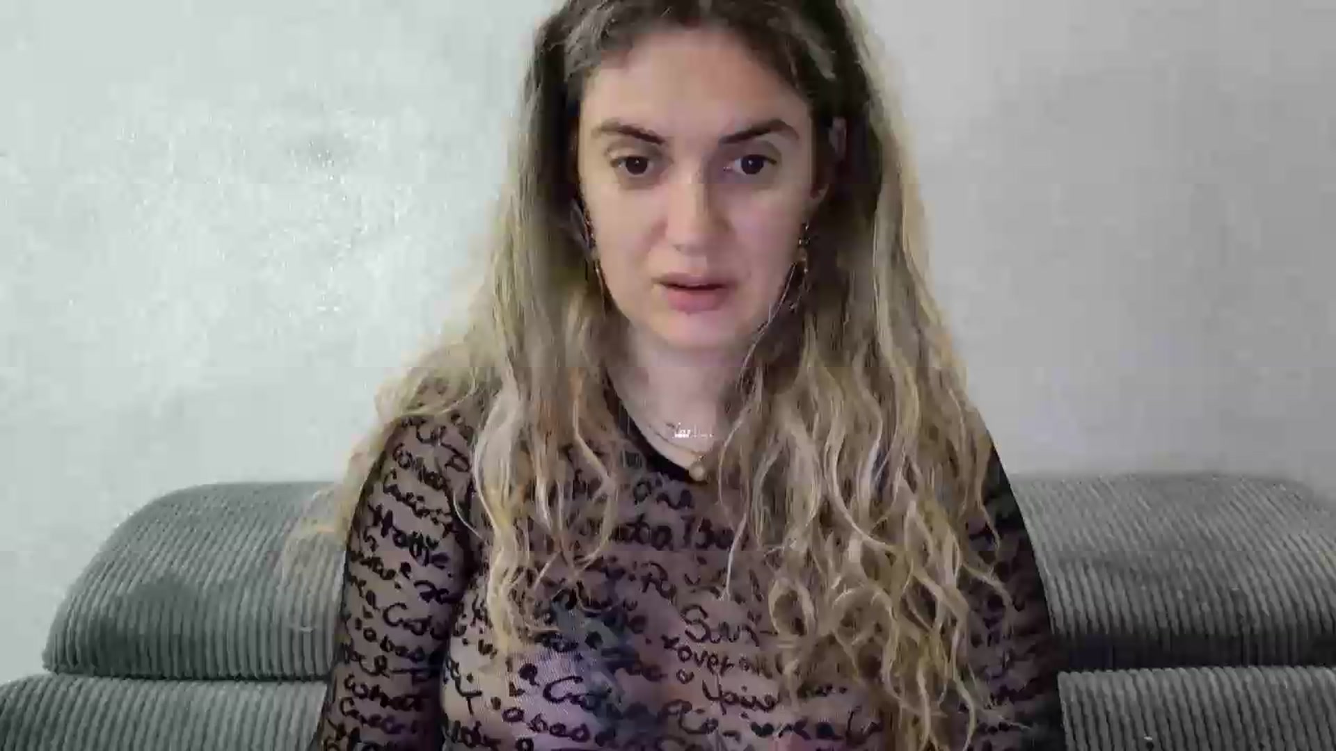 Gallery image thumbnail from MissDivinna's myfreecams stream on, 08/27/2026, 23:31 image 18 of 20