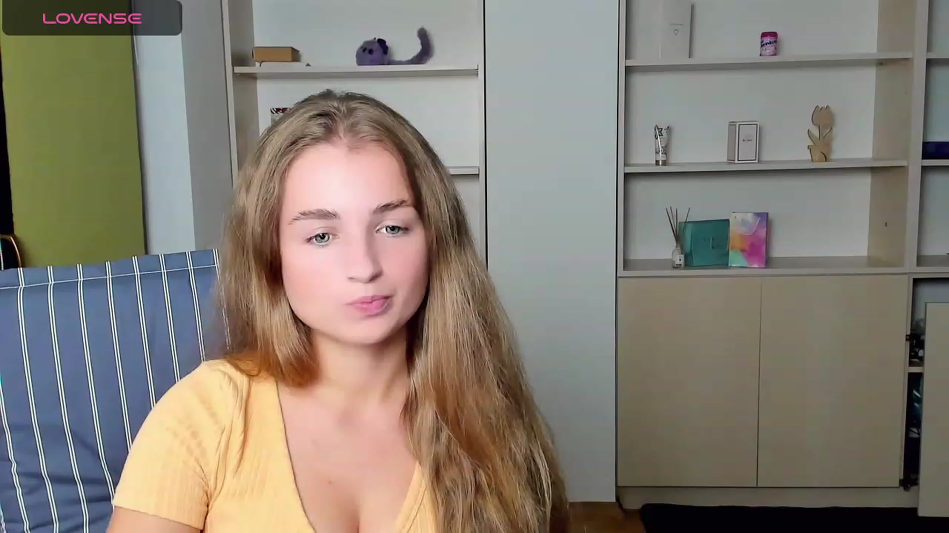 Gallery image thumbnail from MissElegant's myfreecams stream on, 09/30/2023, 24:25 image 8 of 20