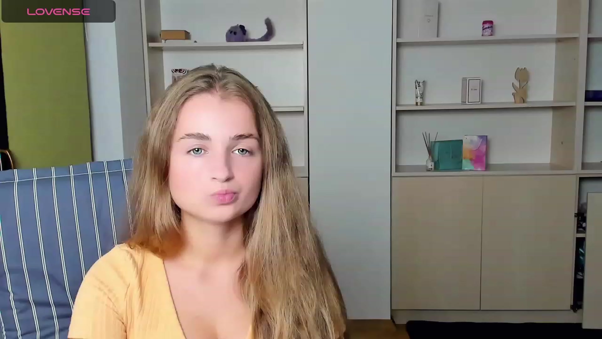Gallery image thumbnail from MissElegant's myfreecams stream on, 09/30/2023, 24:25 image 13 of 20