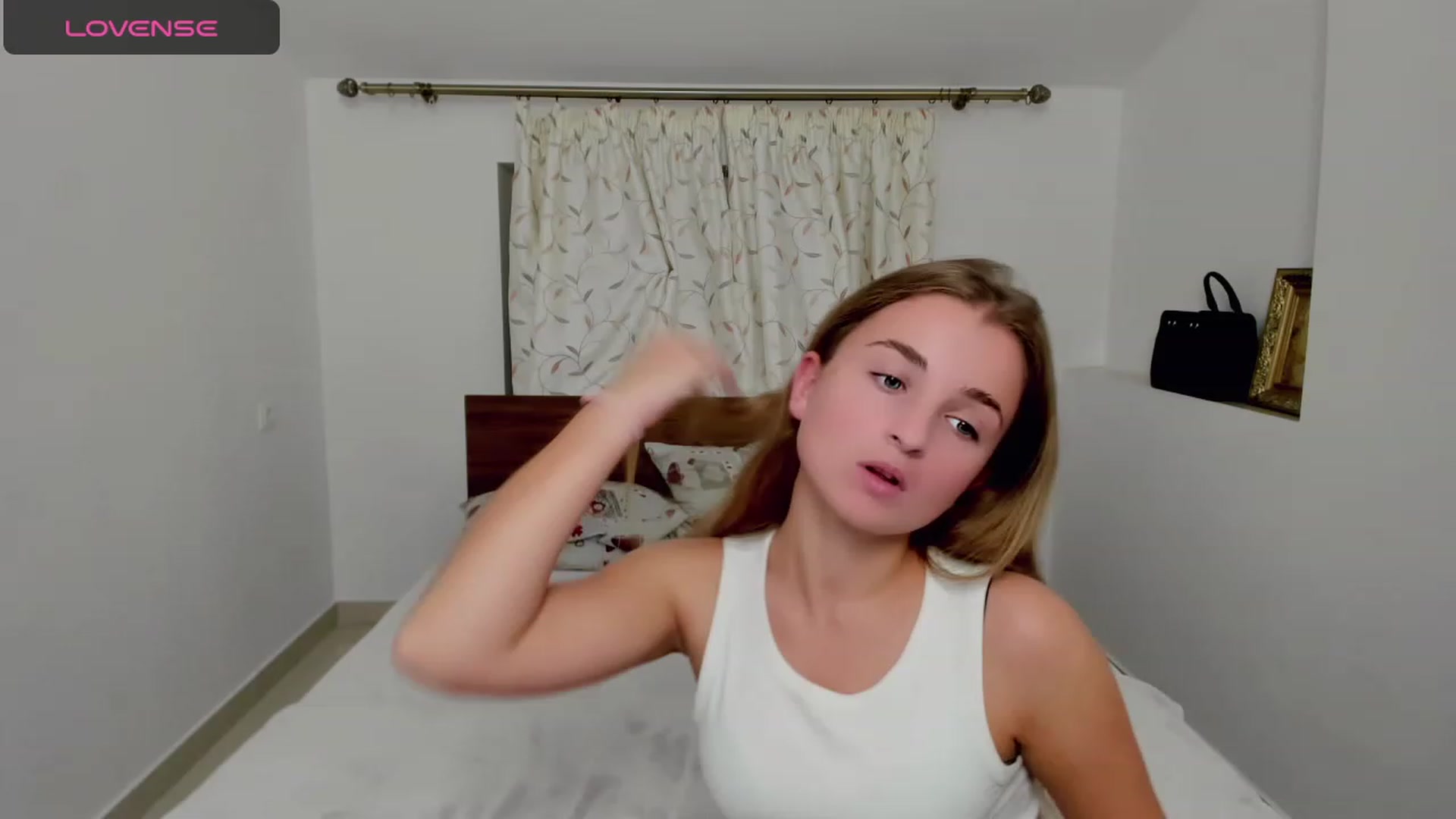 Gallery image thumbnail from MissElegant's myfreecams stream on, 10/08/2023, 20:25 image 6 of 20