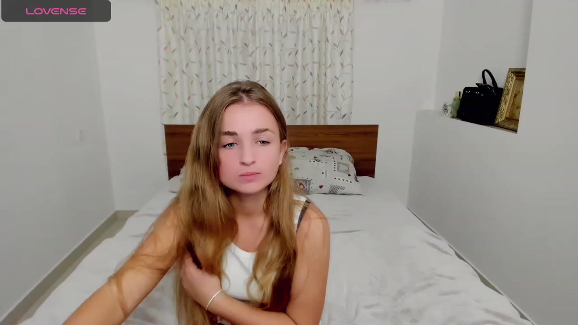 Gallery image thumbnail from MissElegant's myfreecams stream on, 10/09/2023, 19:50 image 5 of 20