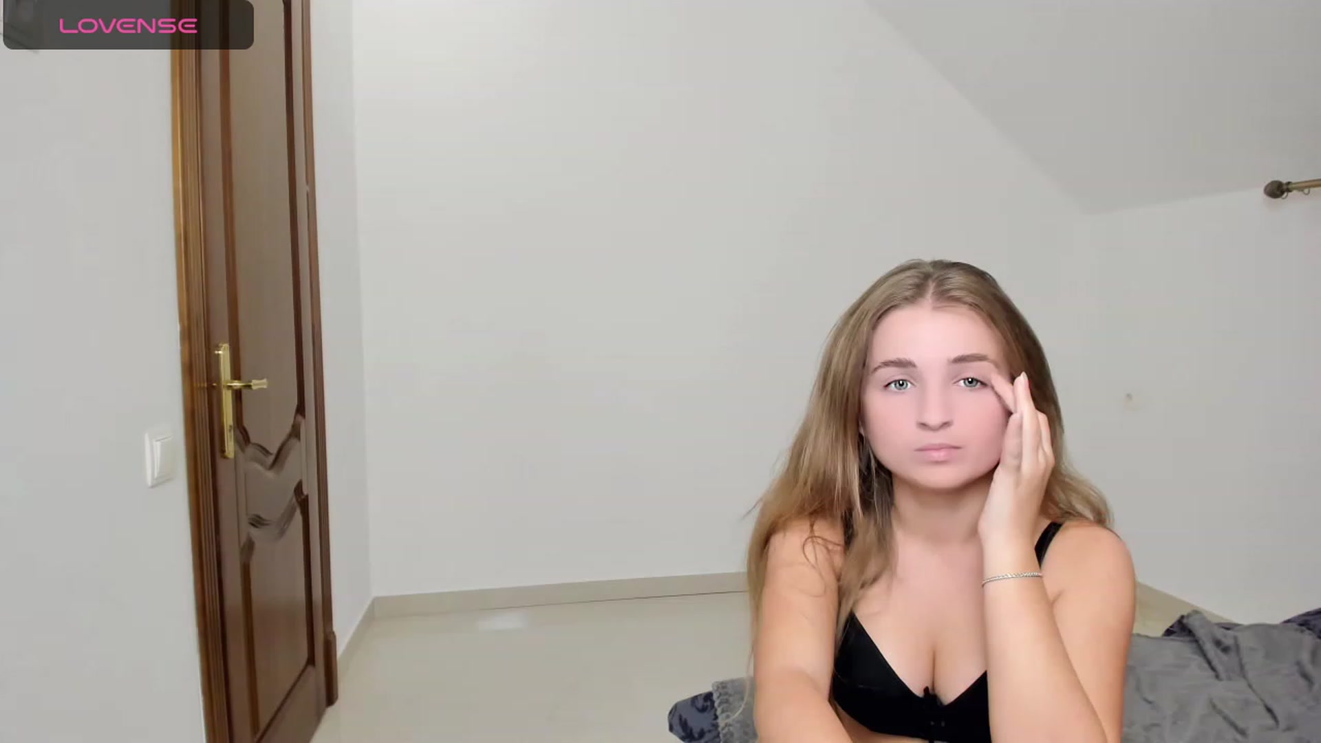 Gallery image thumbnail from MissElegant's myfreecams stream on, 10/14/2023, 15:45 image 20 of 20