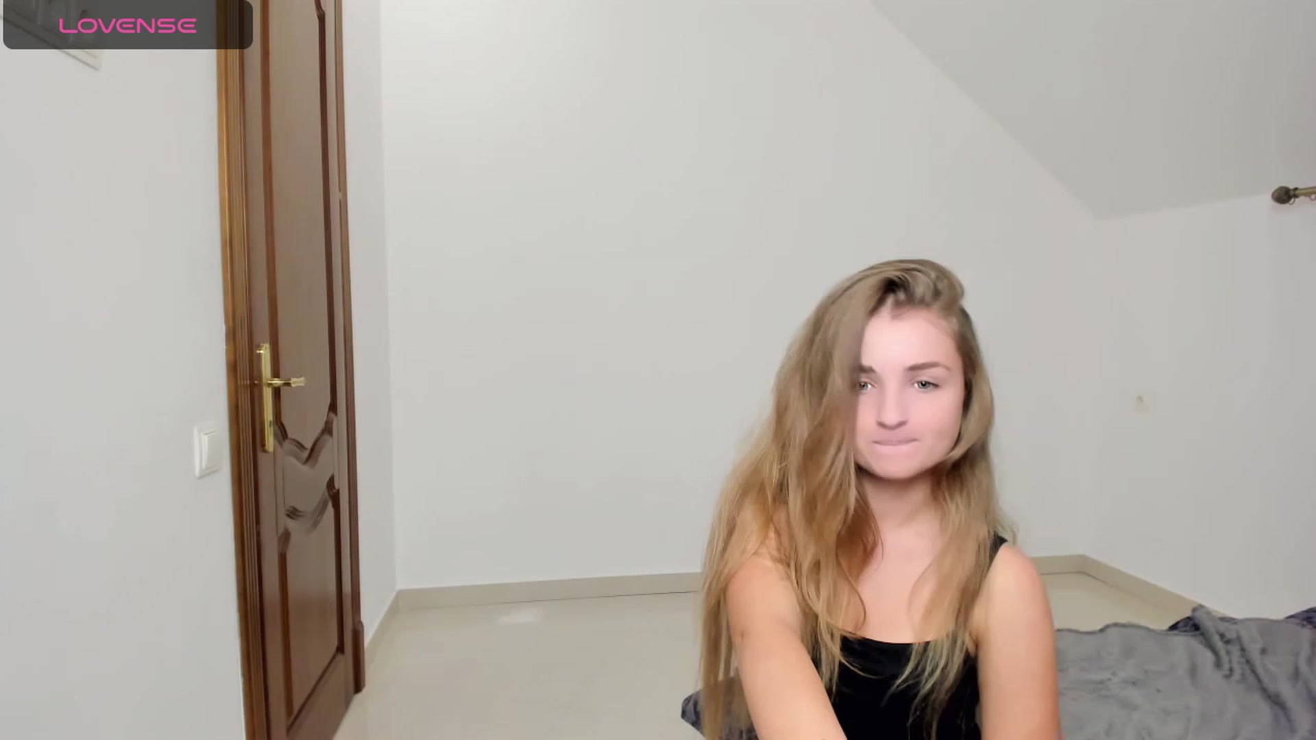 Gallery image thumbnail from MissElegant's myfreecams stream on, 10/14/2023, 15:45 image 9 of 20