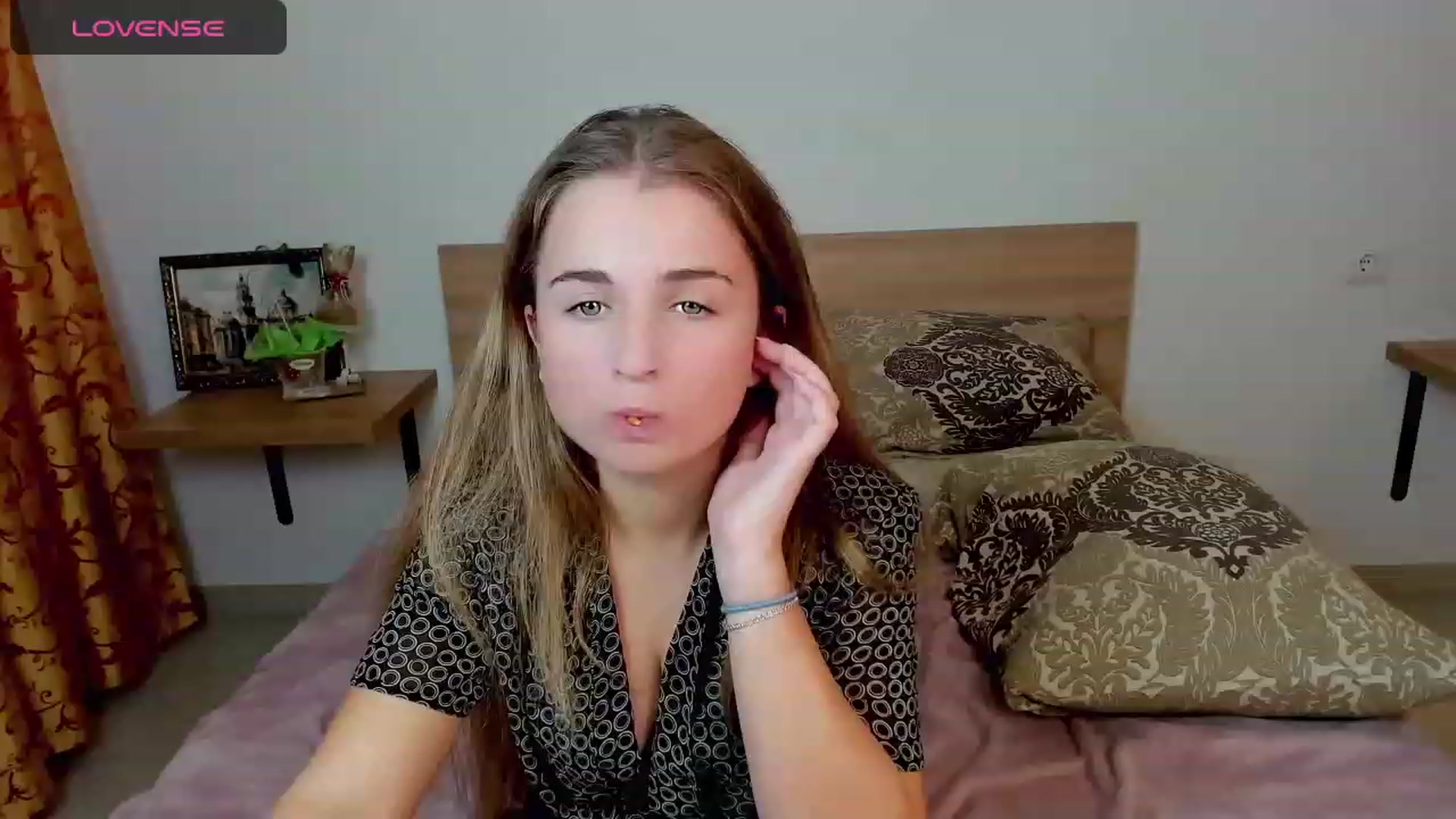 Gallery image thumbnail from MissElegant's myfreecams stream on, 10/16/2023, 18:55 image 14 of 20