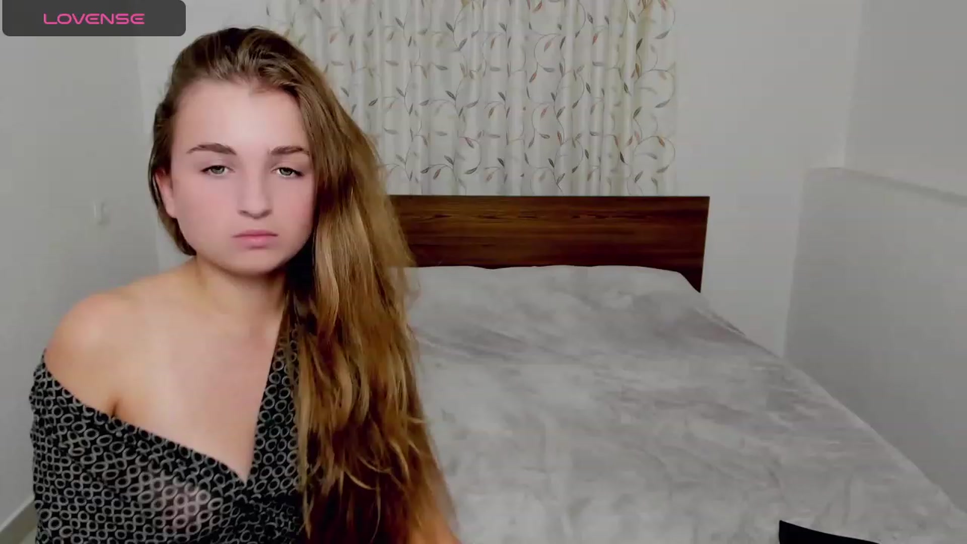 Gallery image thumbnail from MissElegant's myfreecams stream on, 10/18/2023, 01:14 image 1 of 20