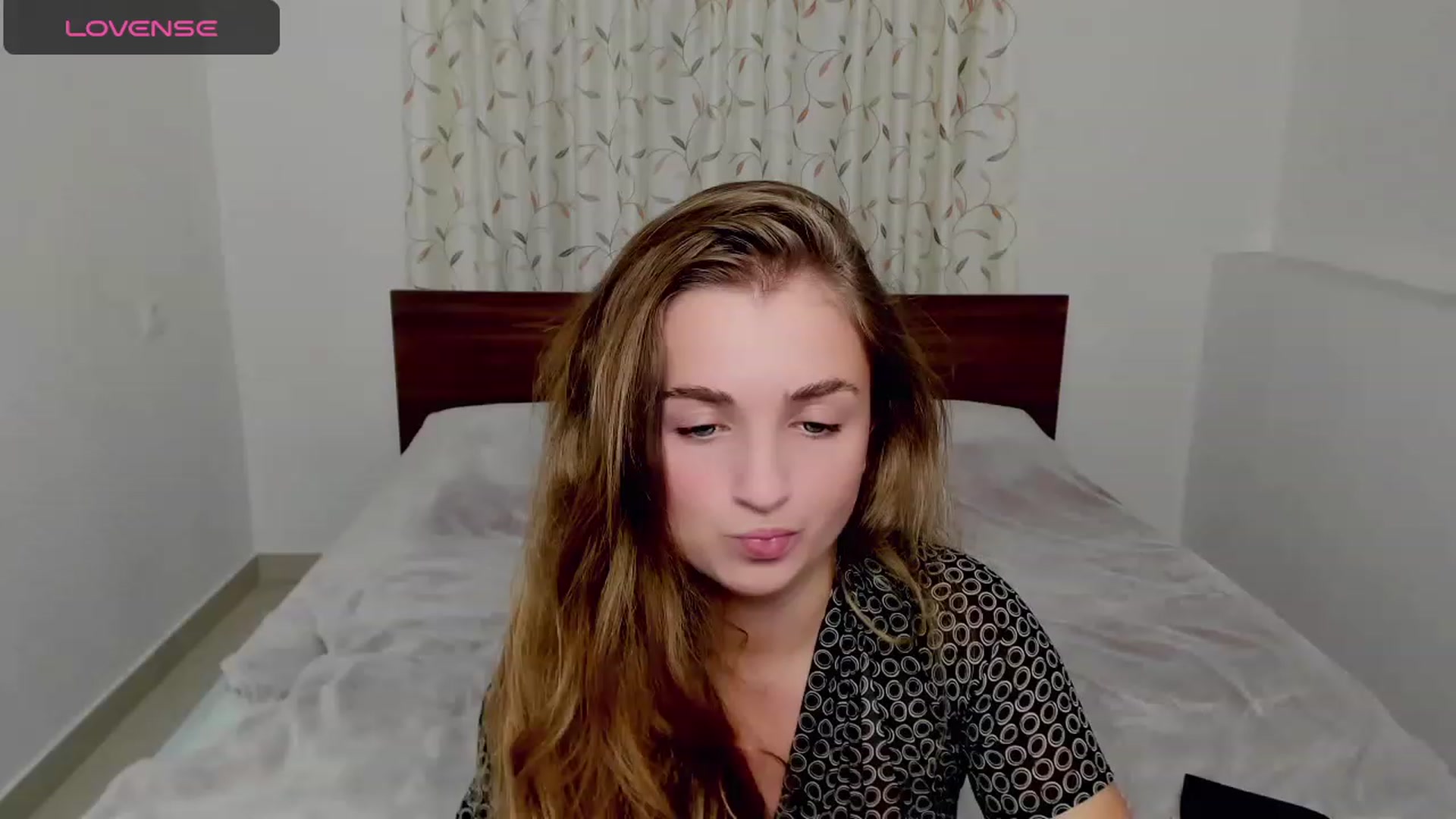 Gallery image thumbnail from MissElegant's myfreecams stream on, 10/18/2023, 01:14 image 20 of 20