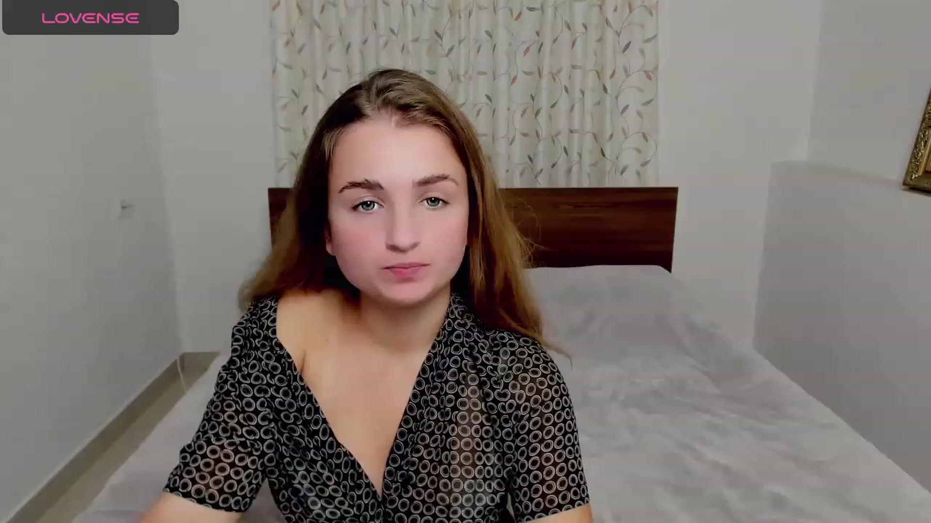 Gallery image thumbnail from MissElegant's myfreecams stream on, 10/19/2023, 19:25 image 8 of 20