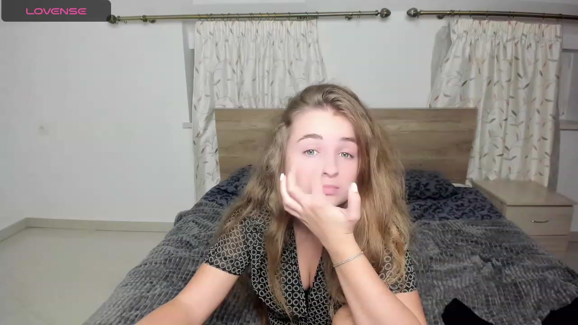 Gallery image thumbnail from MissElegant's myfreecams stream on, 10/20/2023, 17:14 image 9 of 20