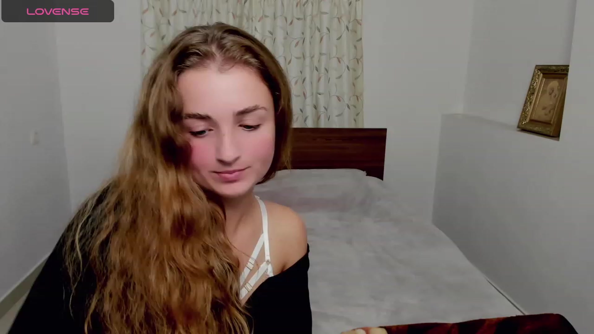 Gallery image thumbnail from MissElegant's myfreecams stream on, 10/22/2023, 19:38 image 15 of 20
