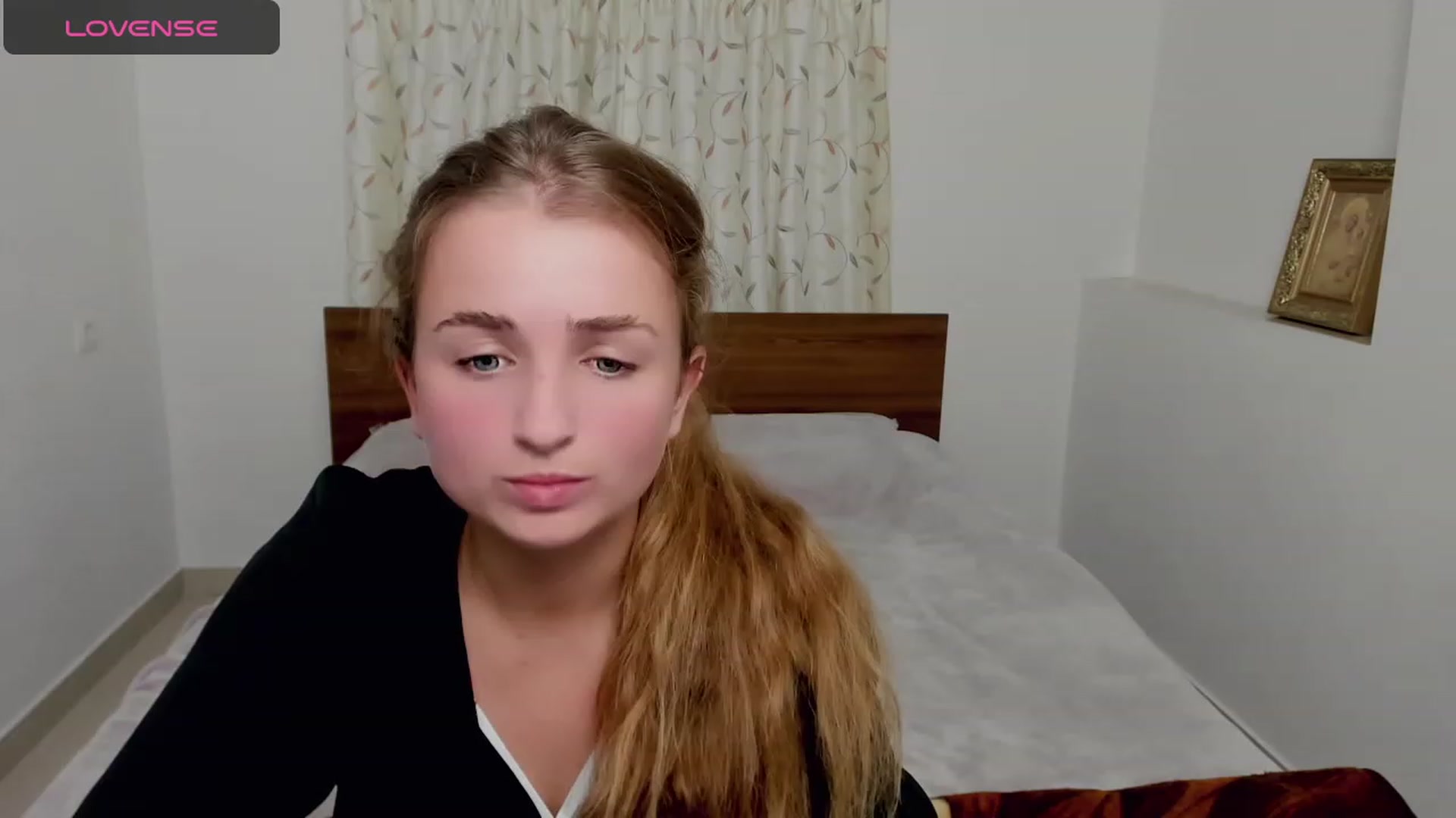 Gallery image thumbnail from MissElegant's myfreecams stream on, 10/22/2023, 19:38 image 18 of 20