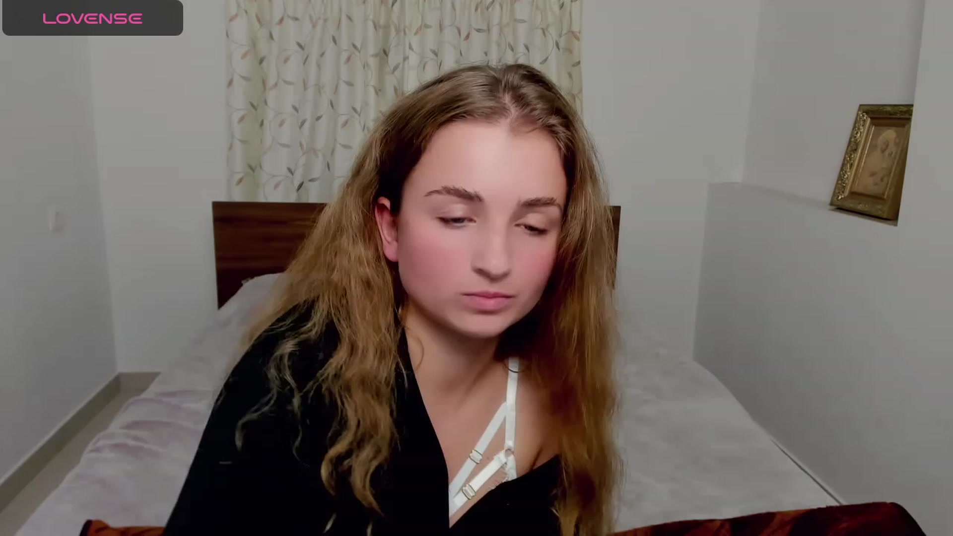 Gallery image thumbnail from MissElegant's myfreecams stream on, 10/22/2023, 19:38 image 10 of 20