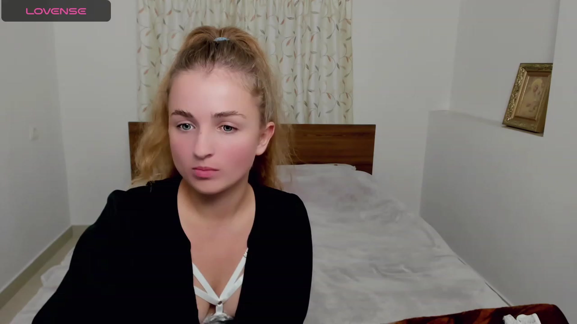 Gallery image thumbnail from MissElegant's myfreecams stream on, 10/22/2023, 20:28 image 8 of 20