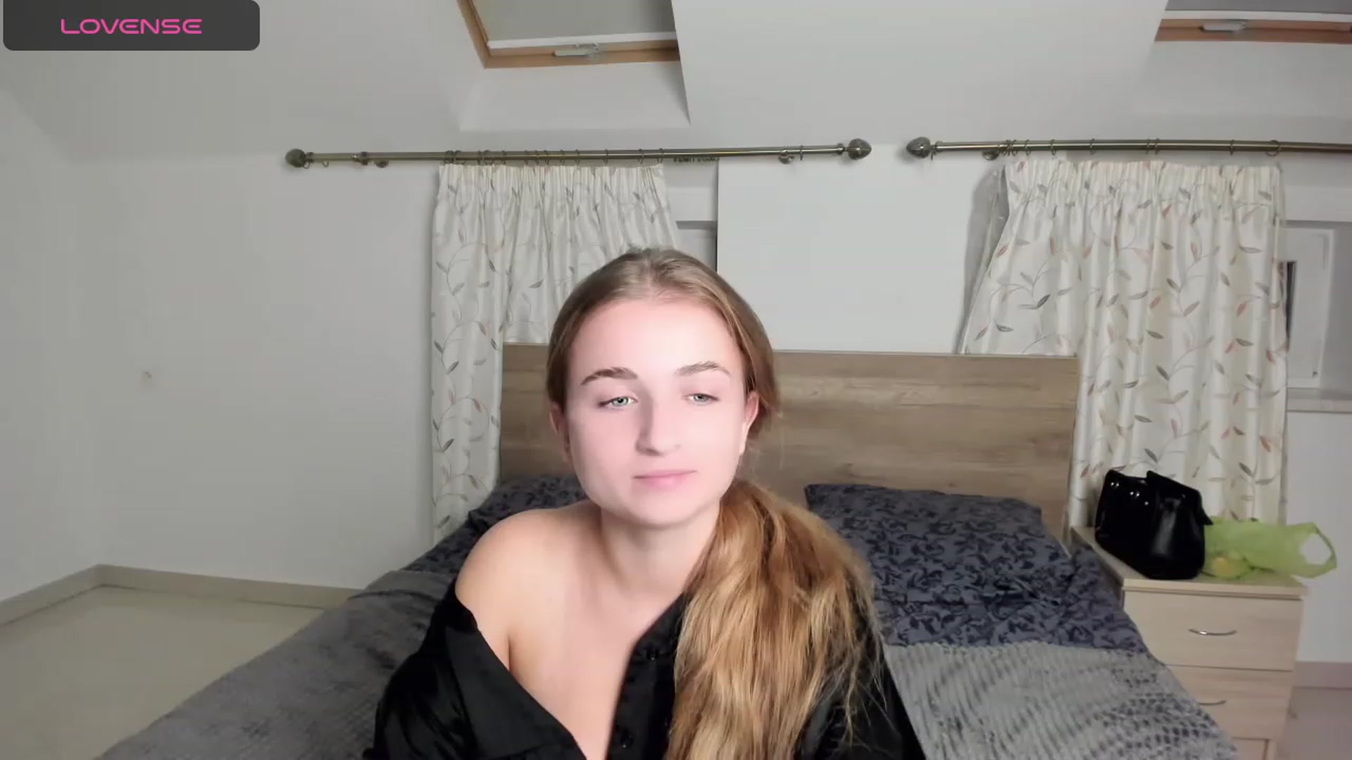 Gallery image thumbnail from MissElegant's myfreecams stream on, 10/24/2023, 18:44 image 2 of 20