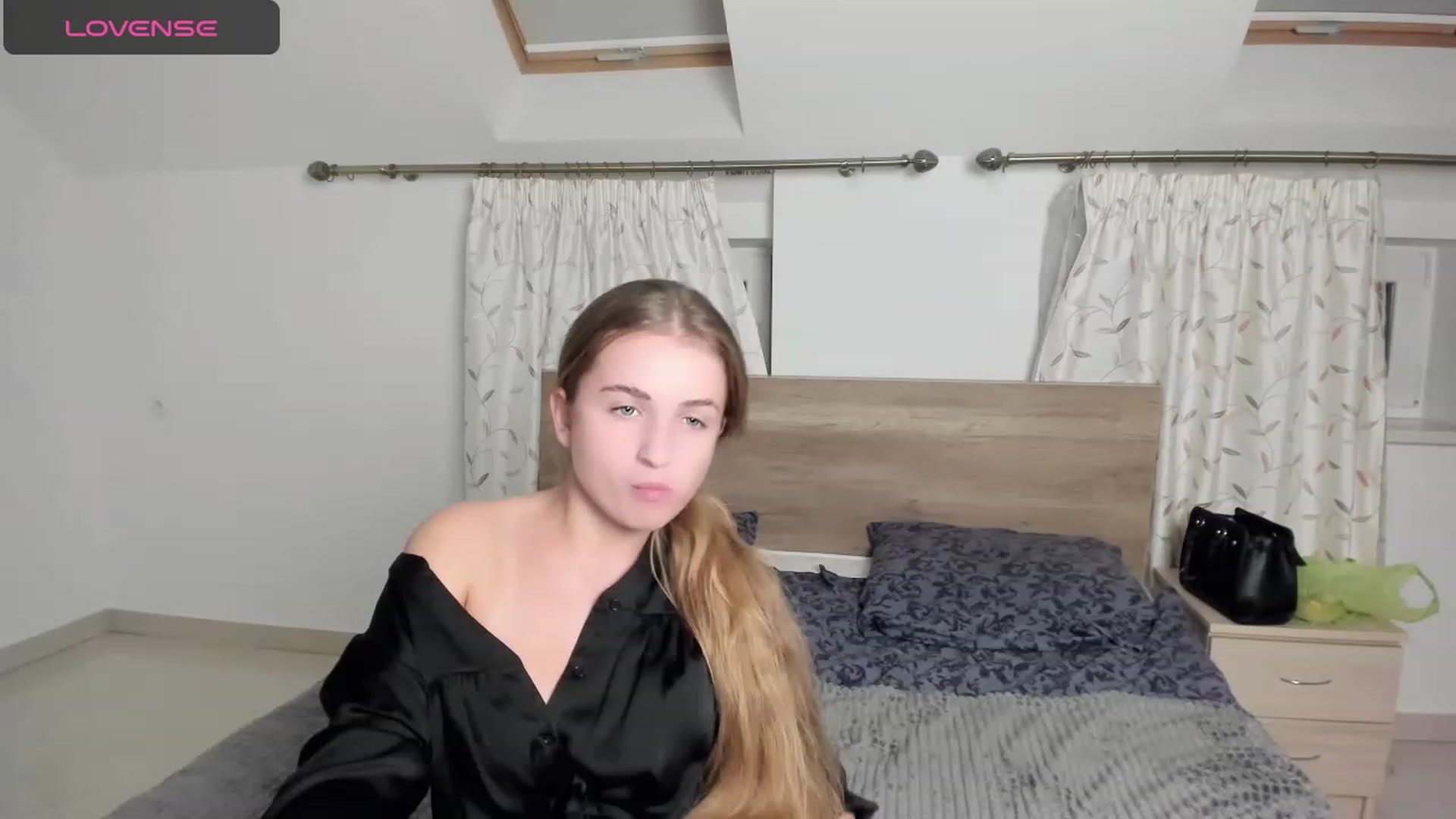 Gallery image thumbnail from MissElegant's myfreecams stream on, 10/24/2023, 18:44 image 1 of 20