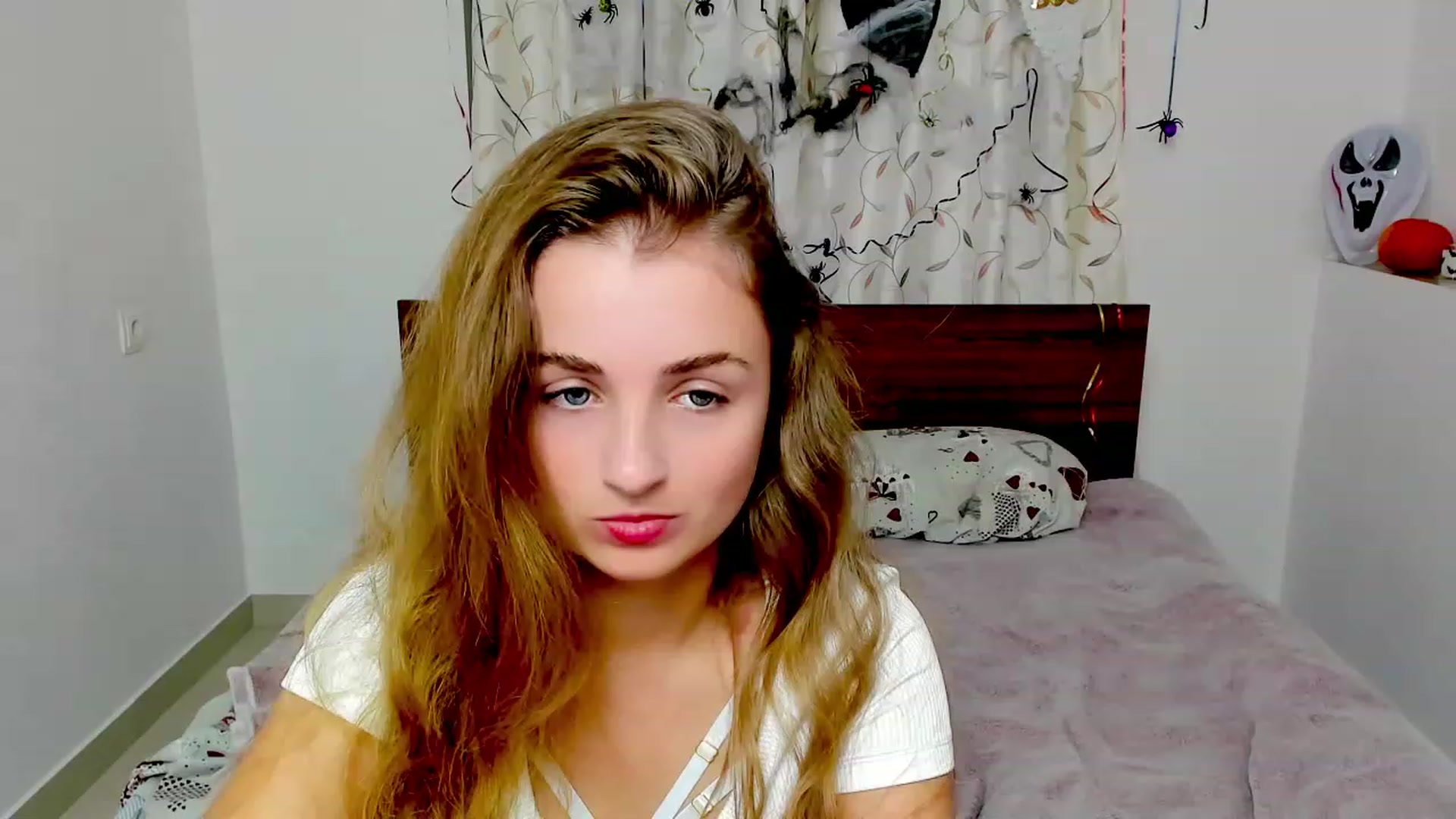 Gallery image thumbnail from MissElegant's myfreecams stream on, 10/30/2023, 22:15 image 4 of 20