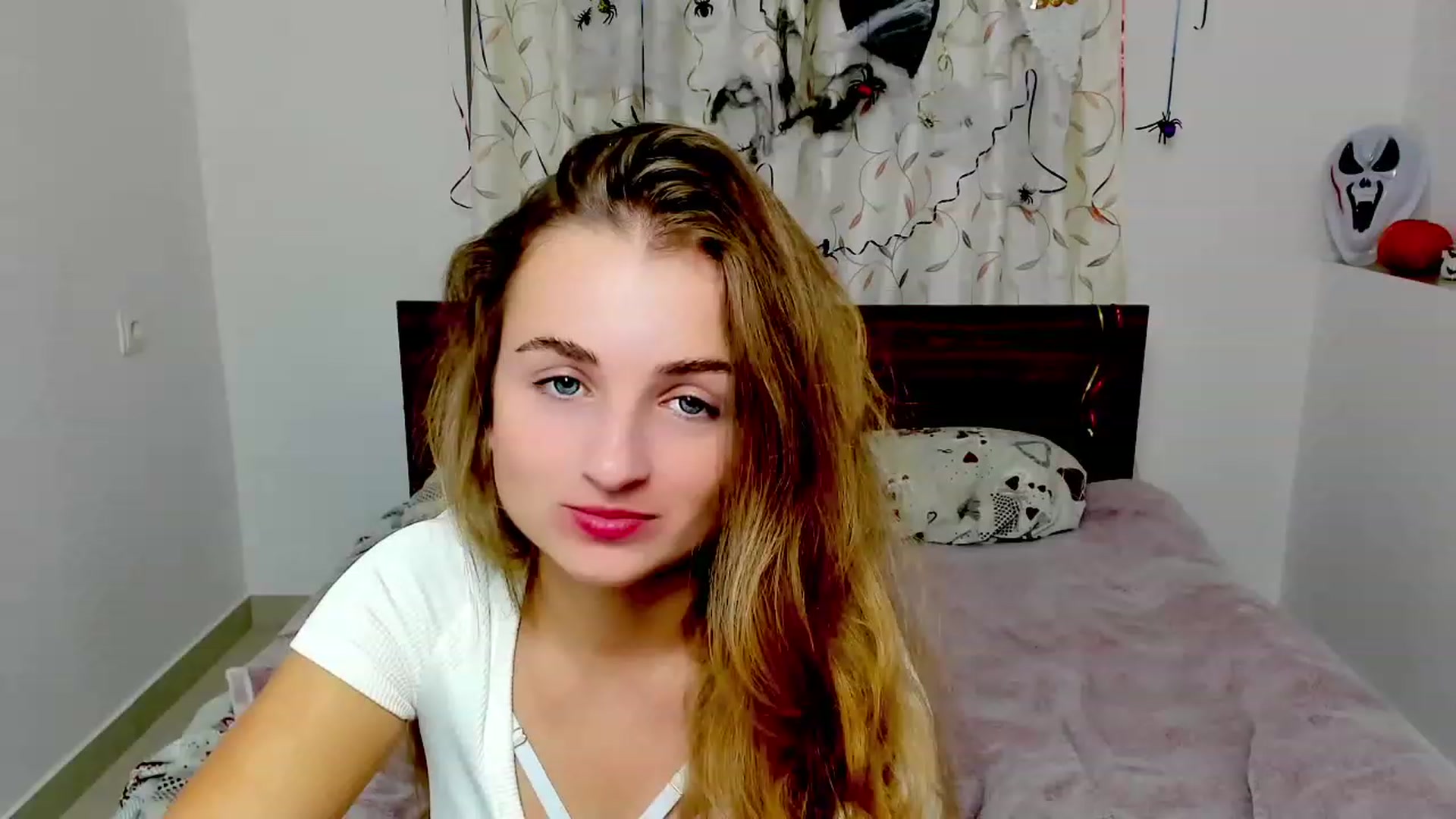 Gallery image thumbnail from MissElegant's myfreecams stream on, 10/30/2023, 22:15 image 7 of 20