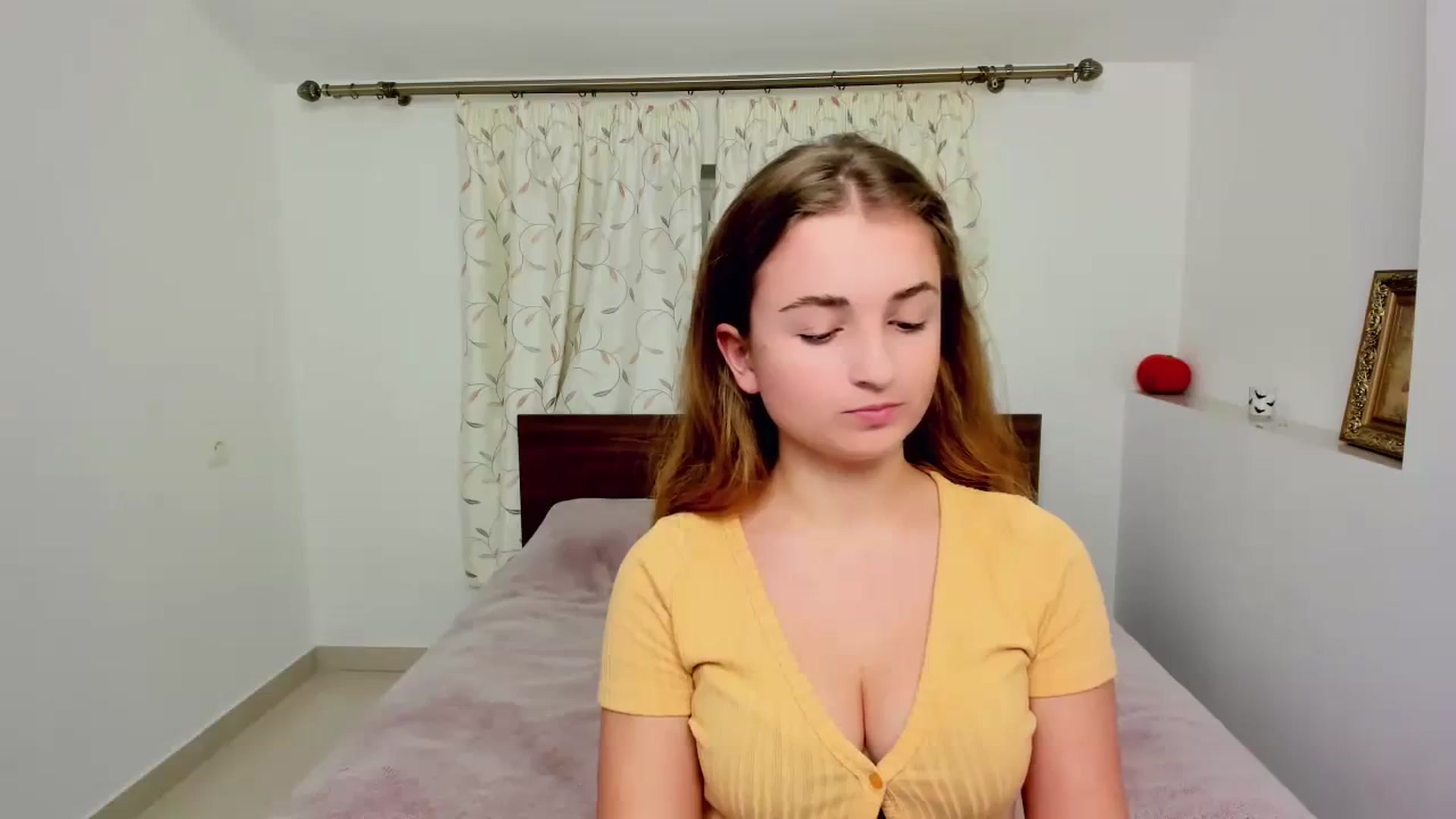 Gallery image thumbnail from MissElegant's myfreecams stream on, 11/13/2023, 17:29 image 7 of 20
