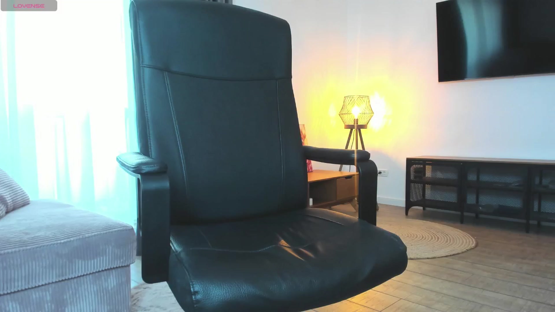 Gallery image thumbnail from MissEmmaWow's myfreecams stream on, 03/25/2025, 08:38 image 5 of 20