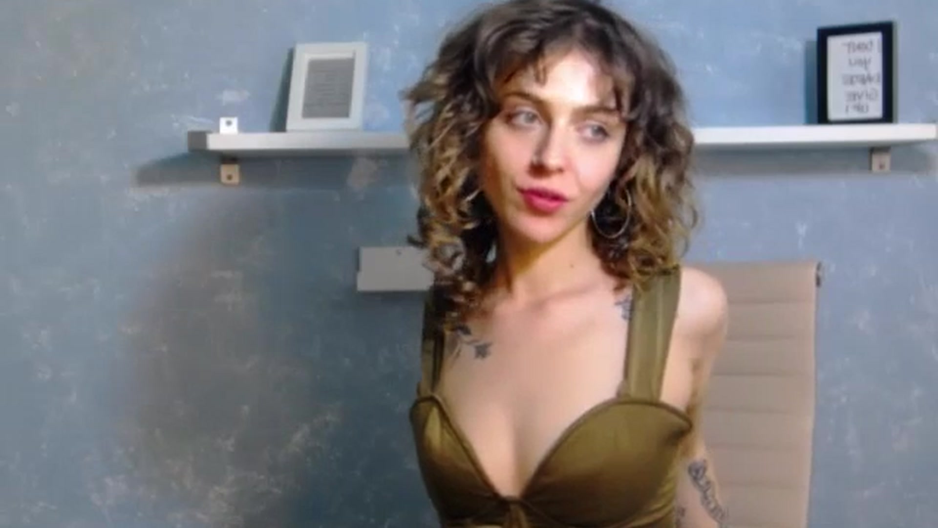 Gallery image thumbnail from MissEnergy_'s myfreecams stream on, 10/31/2023, 17:12 image 3 of 20