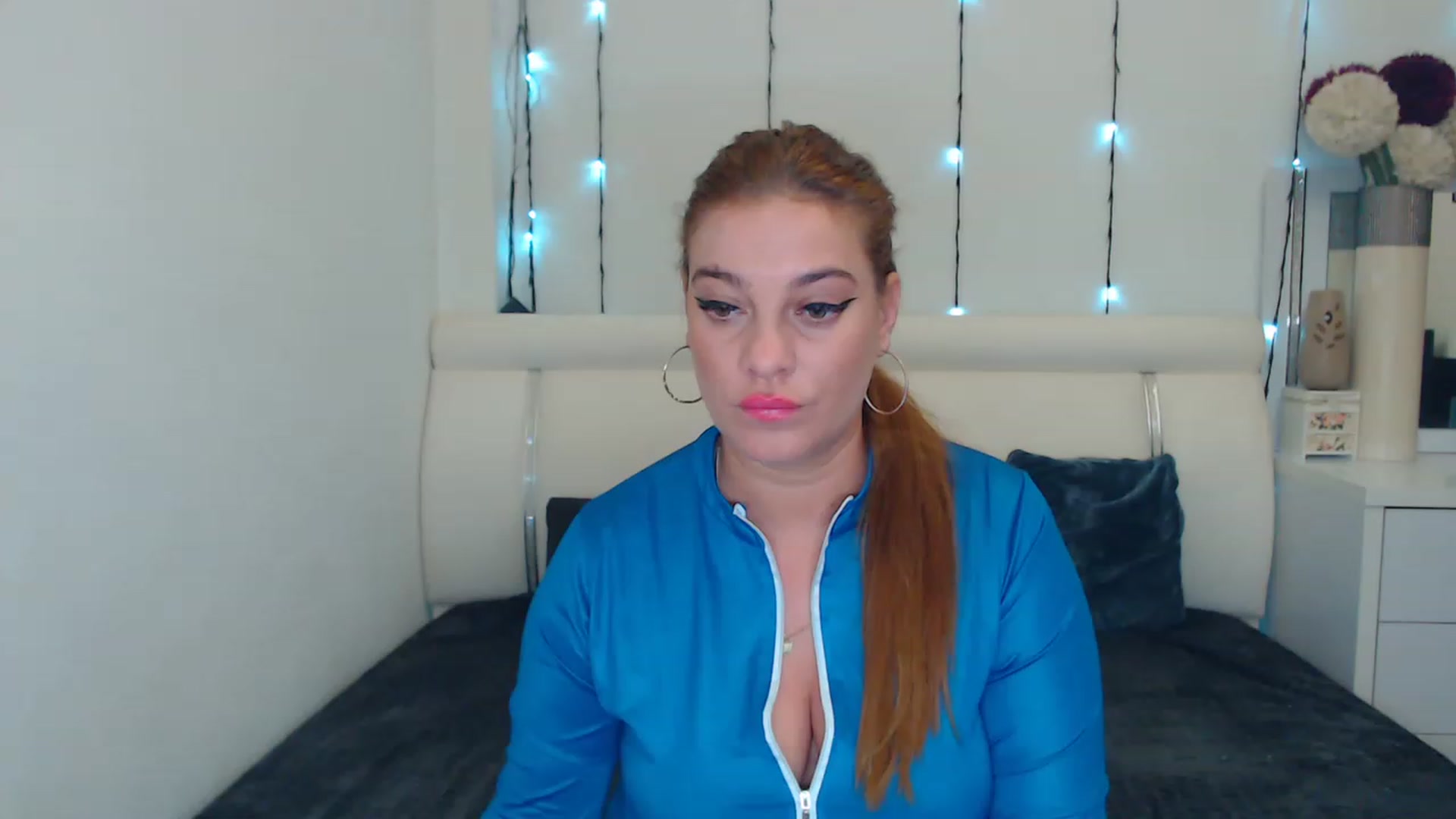 Gallery image thumbnail from MissEva0's myfreecams stream on, 12/31/2022, 13:18 image 15 of 20