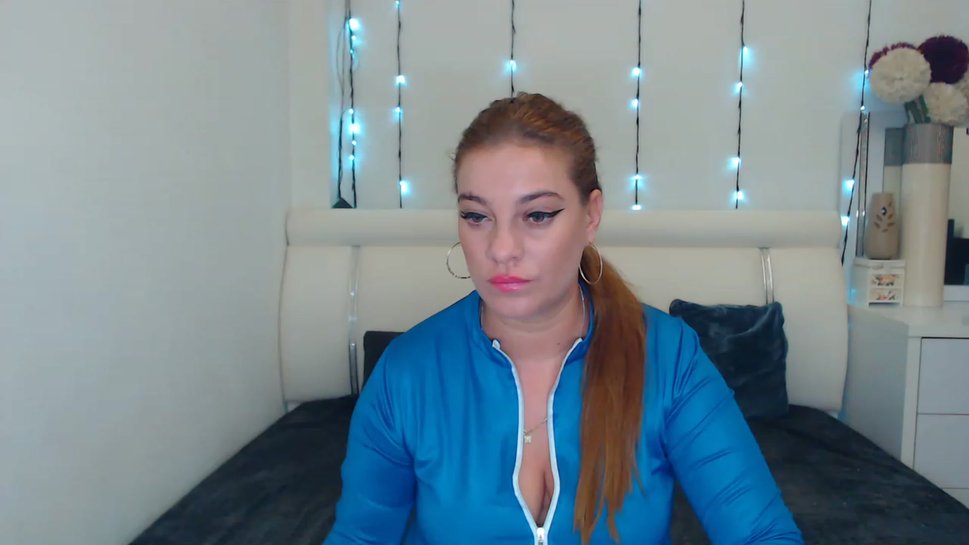 Gallery image thumbnail from MissEva0's myfreecams stream on, 12/31/2022, 13:18 image 18 of 20
