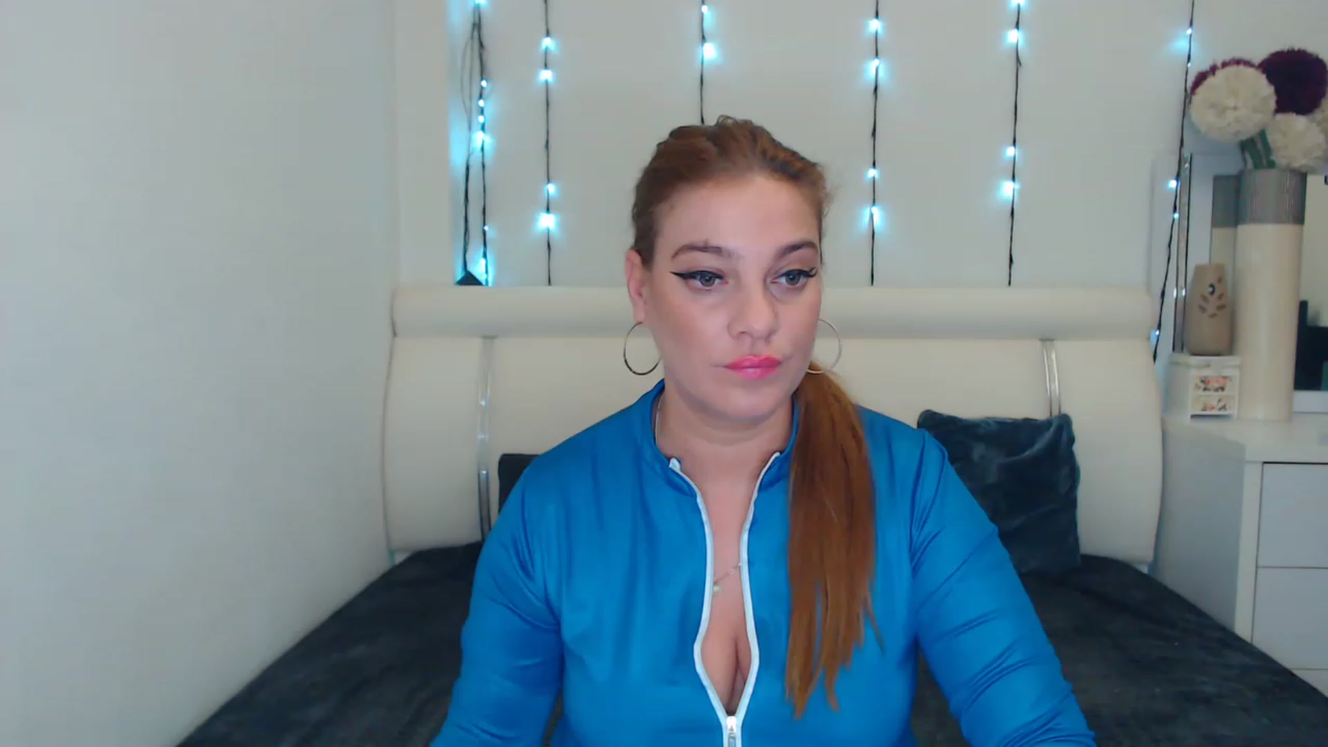 Gallery image thumbnail from MissEva0's myfreecams stream on, 12/31/2022, 13:18 image 17 of 20