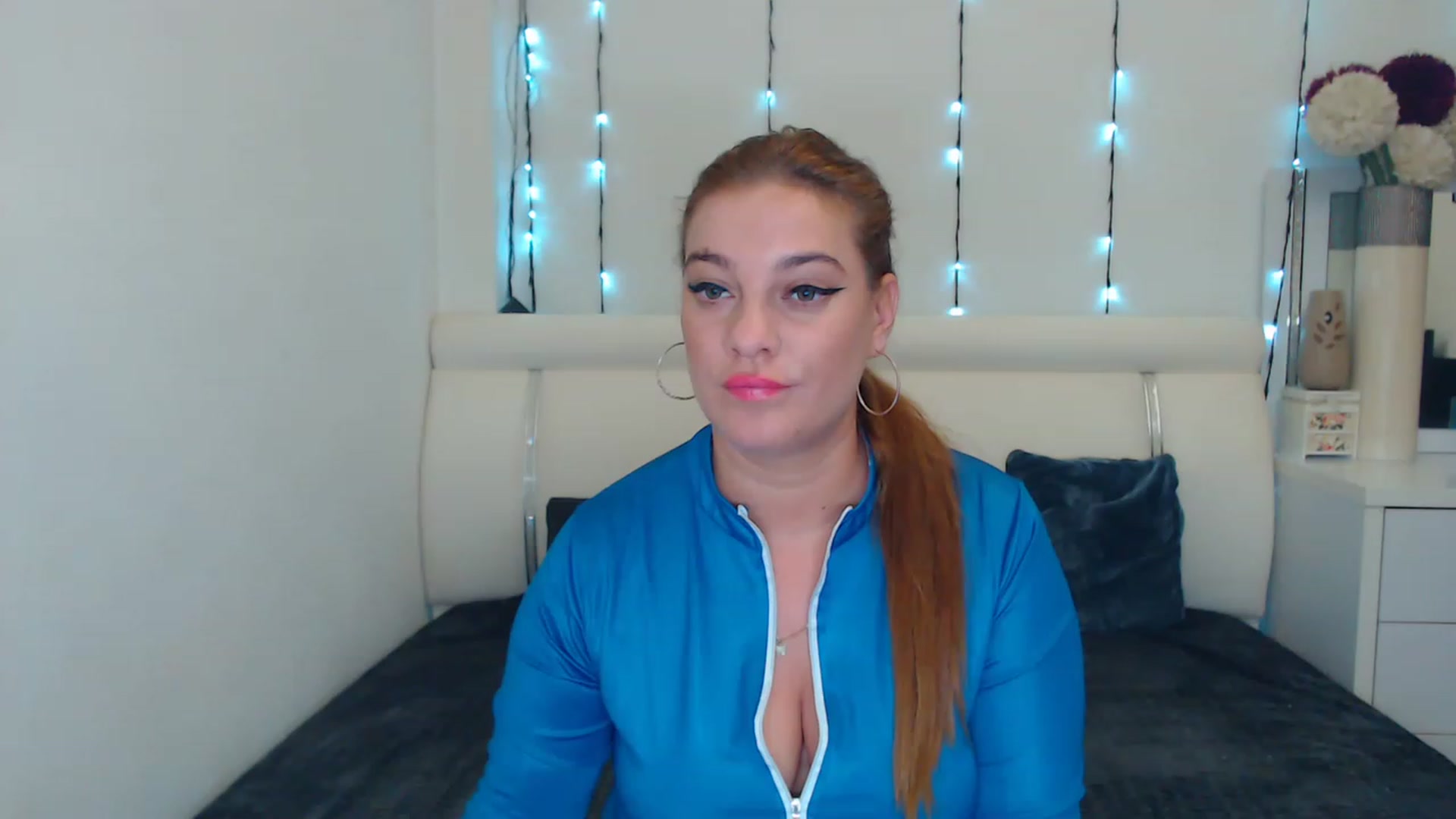 Gallery image thumbnail from MissEva0's myfreecams stream on, 12/31/2022, 13:18 image 8 of 20