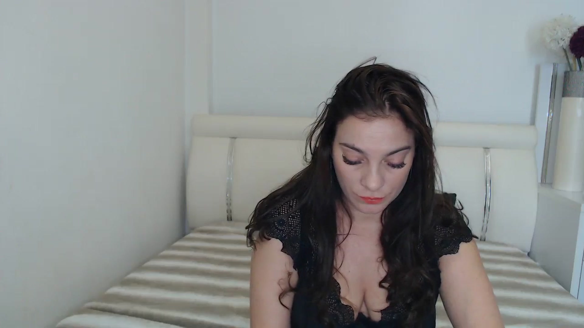 Gallery image thumbnail from MissEva0's myfreecams stream on, 11/26/2023, 11:27 image 16 of 20