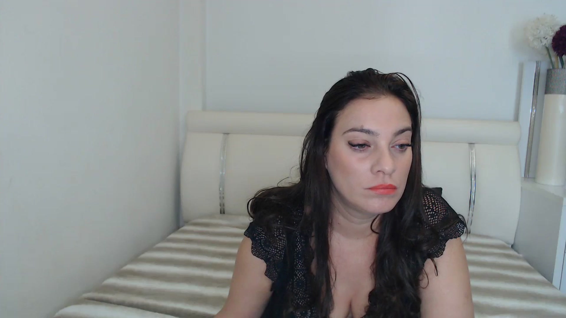 Gallery image thumbnail from MissEva0's myfreecams stream on, 11/26/2023, 11:27 image 6 of 20