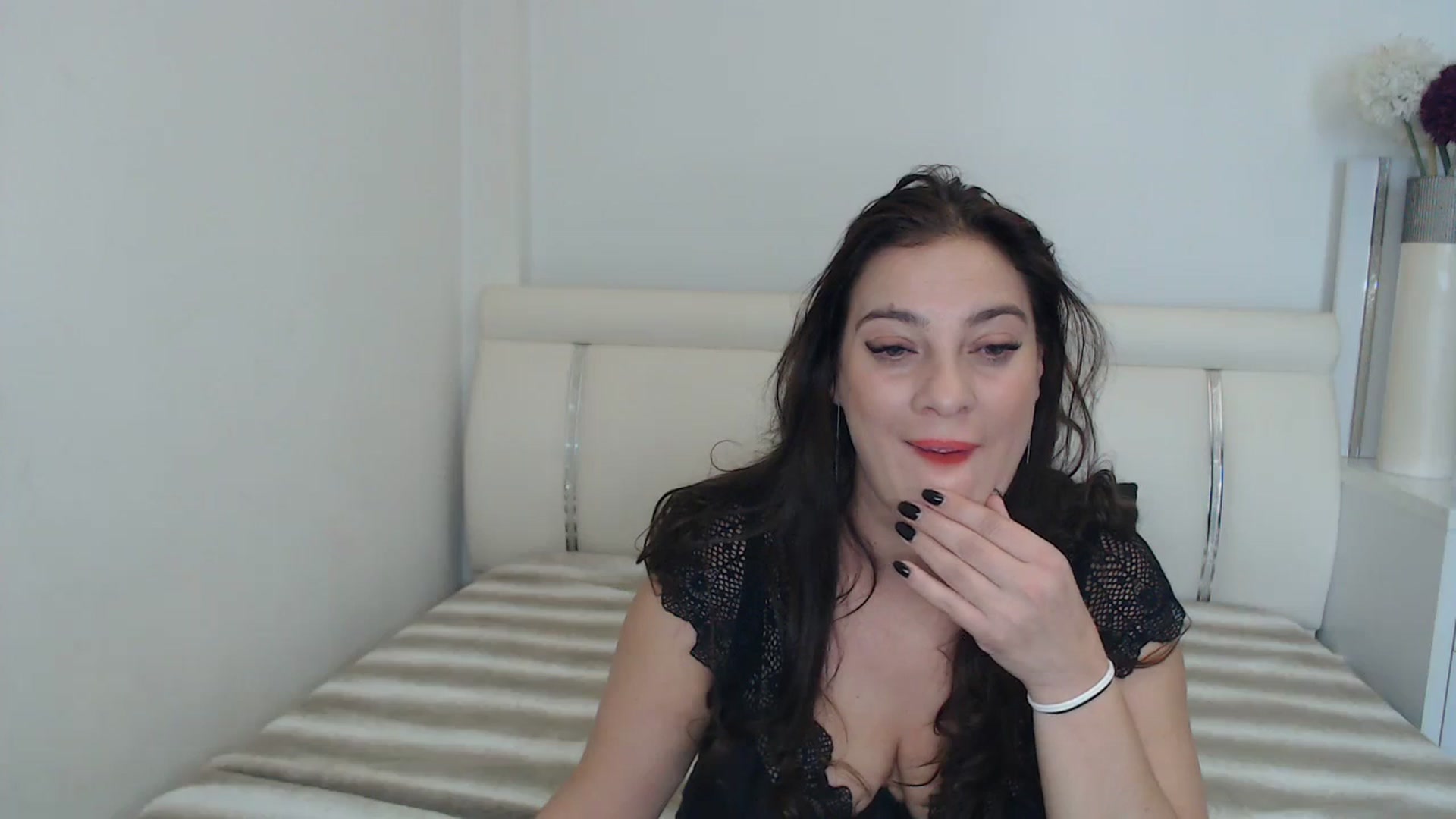 Gallery image thumbnail from MissEva0's myfreecams stream on, 11/26/2023, 11:27 image 11 of 20
