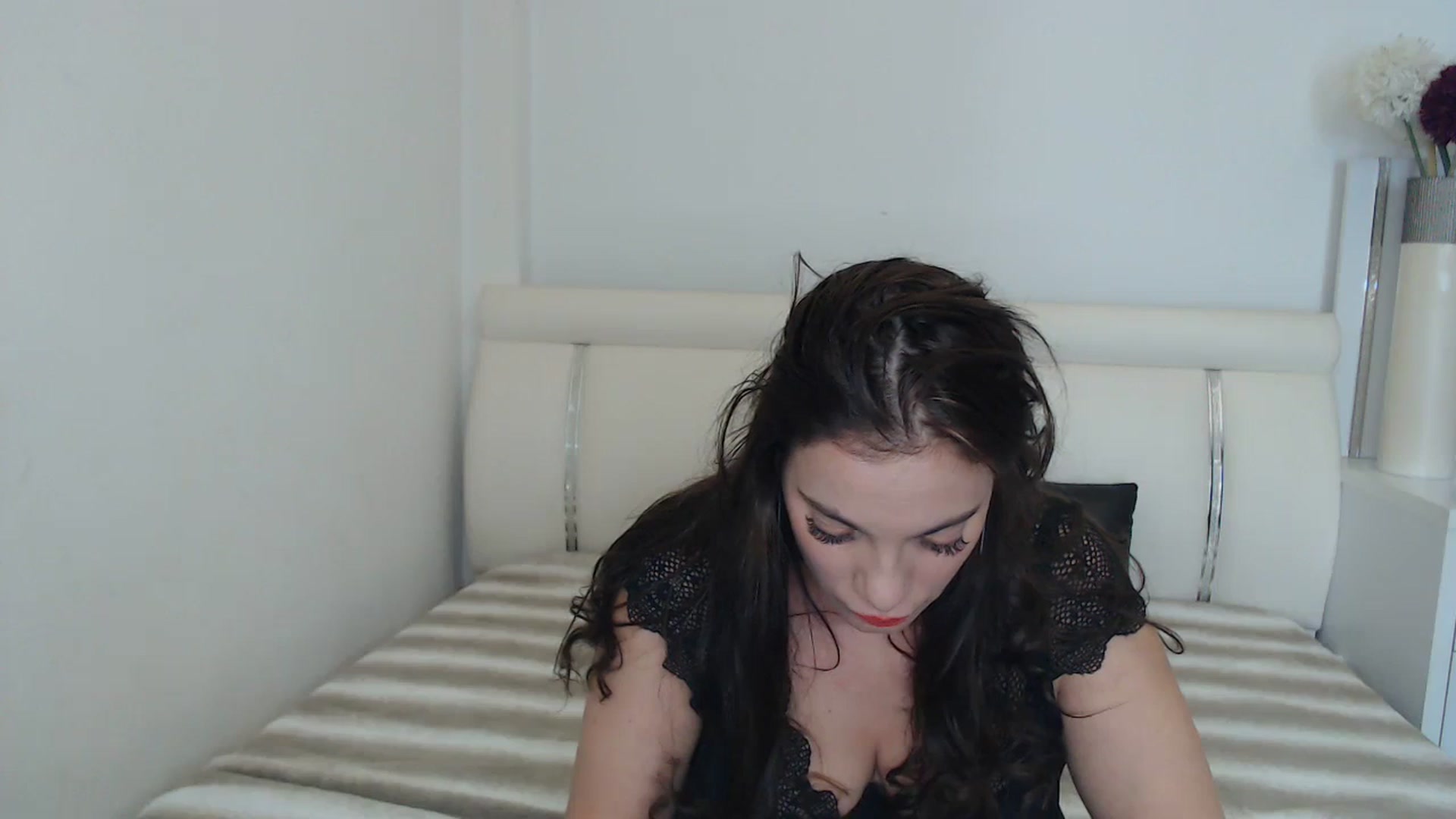 Gallery image thumbnail from MissEva0's myfreecams stream on, 11/26/2023, 11:27 image 18 of 20