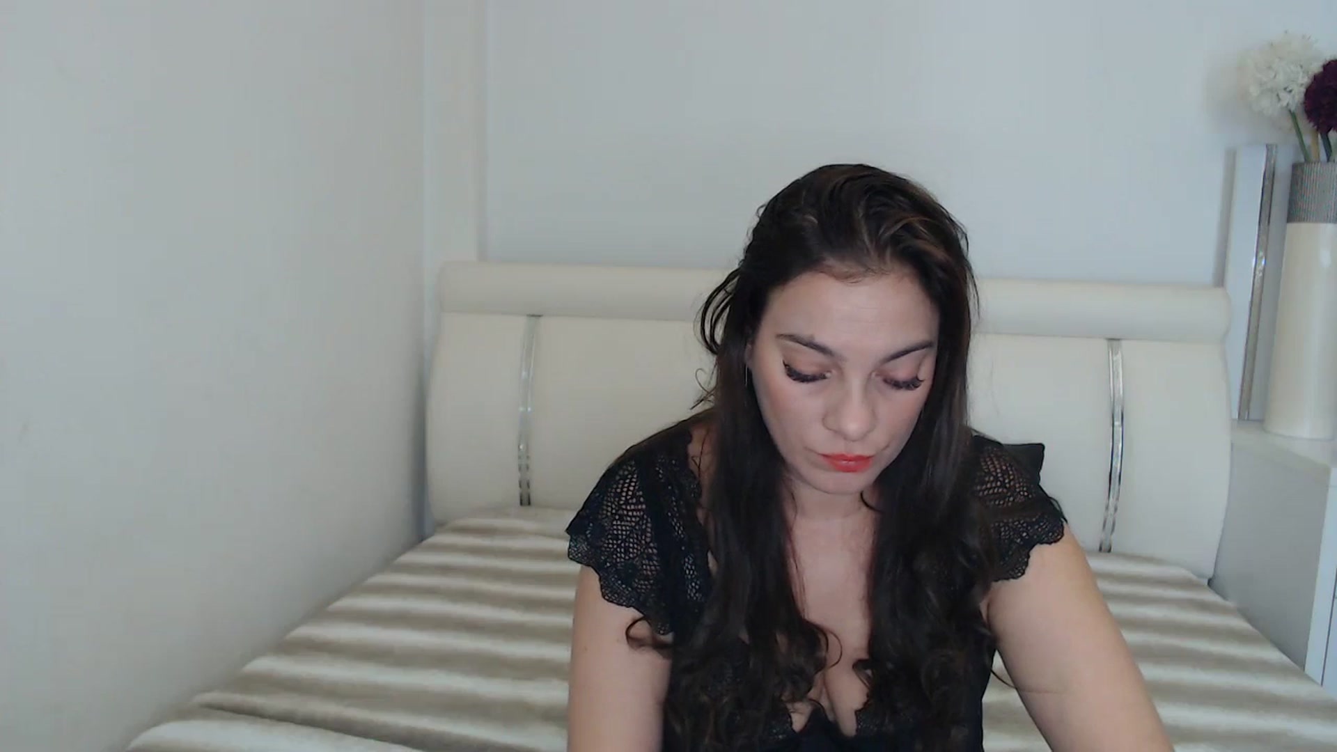 Gallery image thumbnail from MissEva0's myfreecams stream on, 11/26/2023, 11:27 image 5 of 20