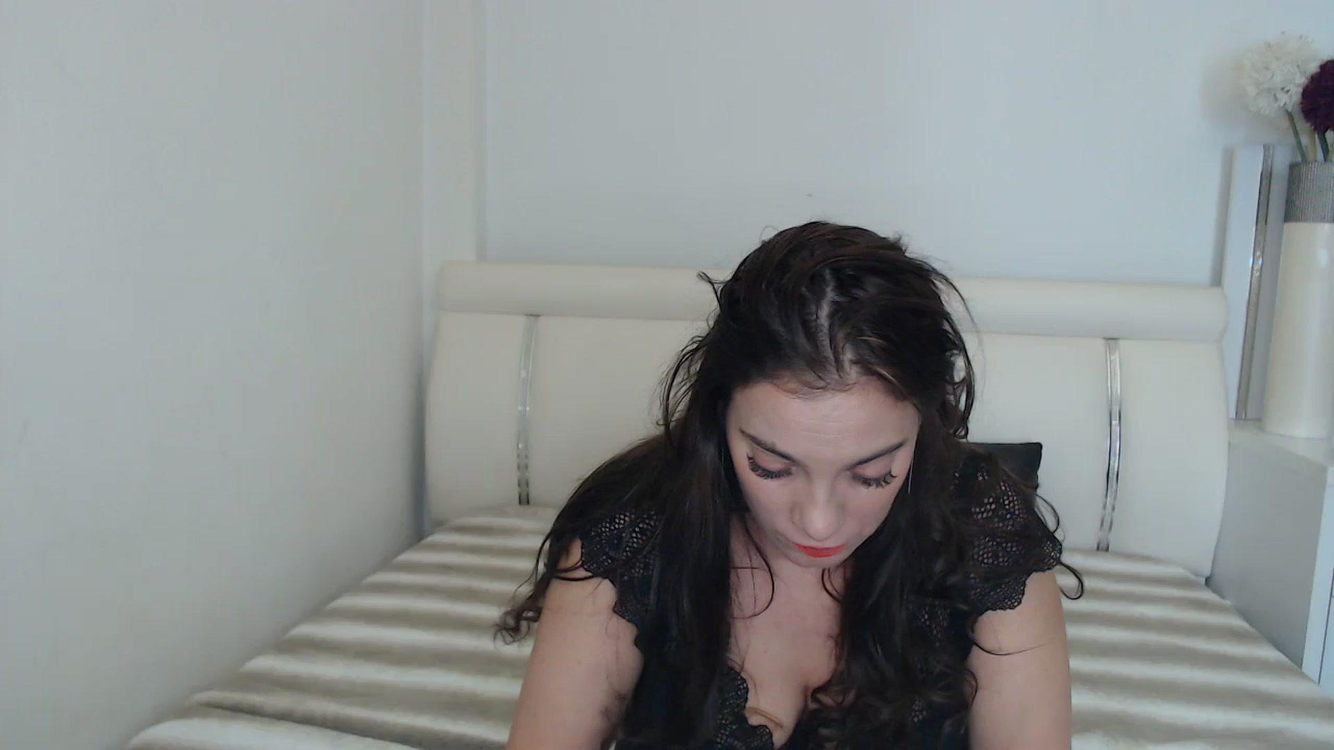 Gallery image thumbnail from MissEva0's myfreecams stream on, 11/26/2023, 11:27 image 19 of 20