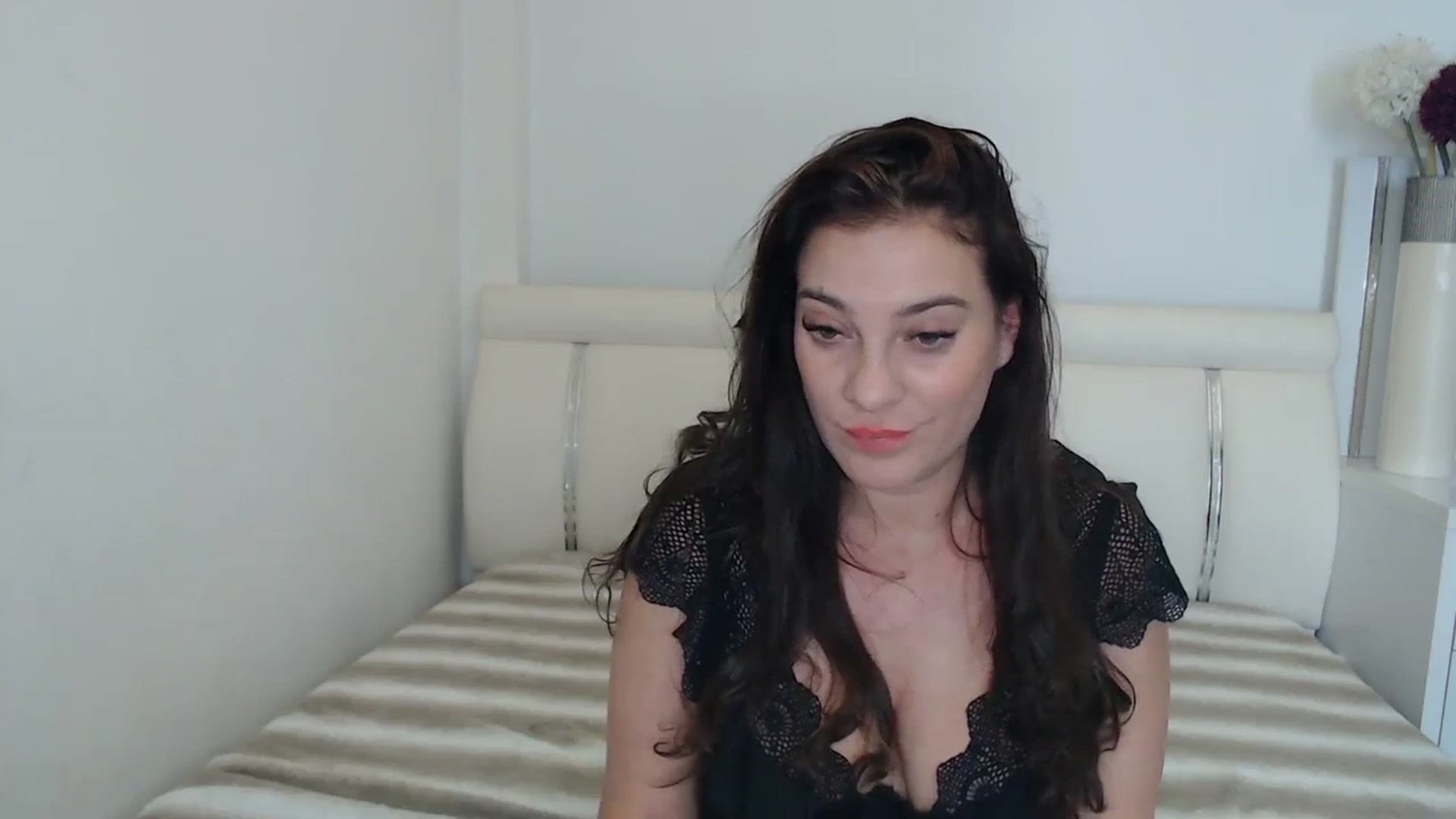 Gallery image thumbnail from MissEva0's myfreecams stream on, 11/26/2023, 13:27 image 2 of 20