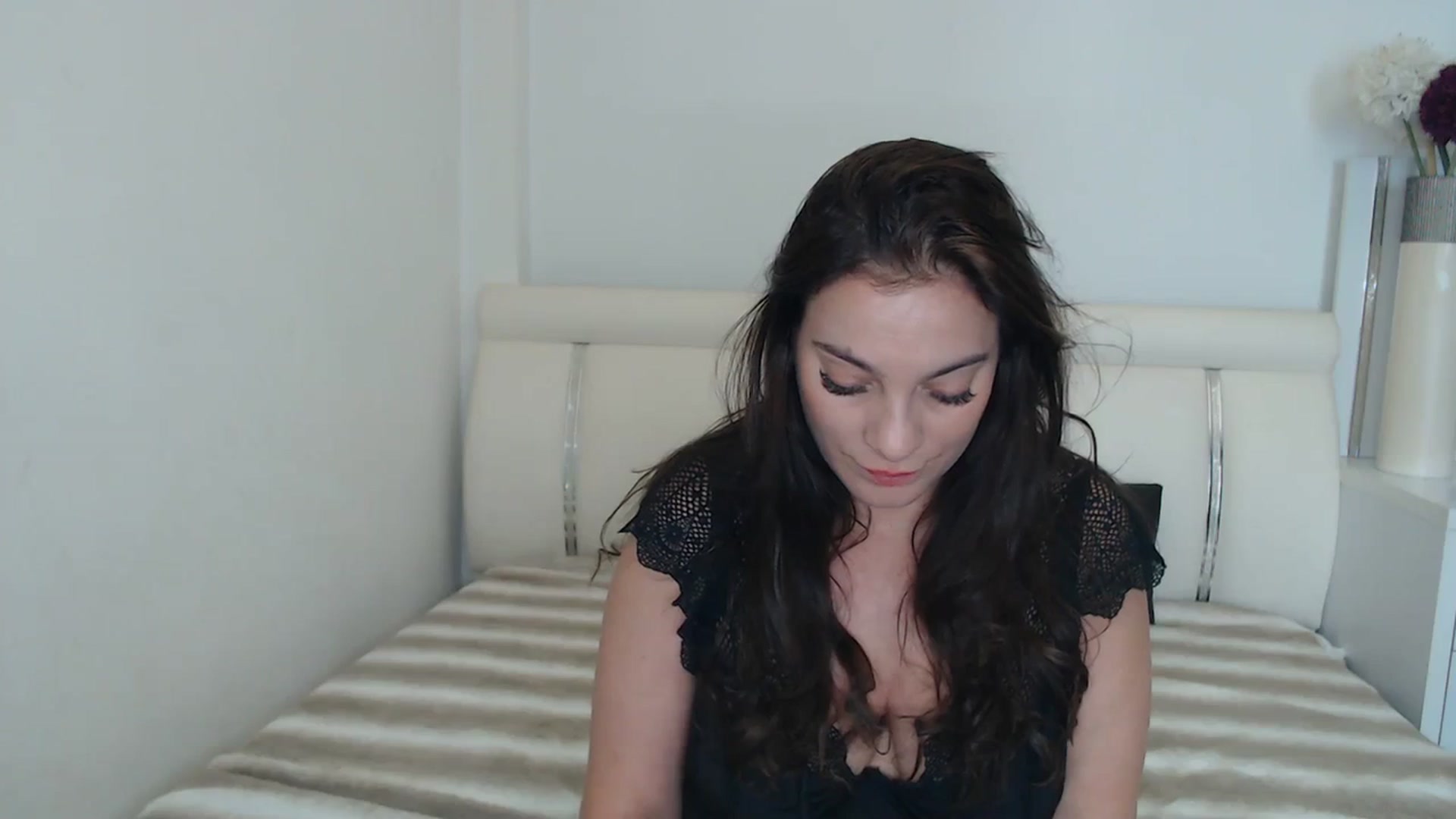 Gallery image thumbnail from MissEva0's myfreecams stream on, 11/26/2023, 13:27 image 19 of 20