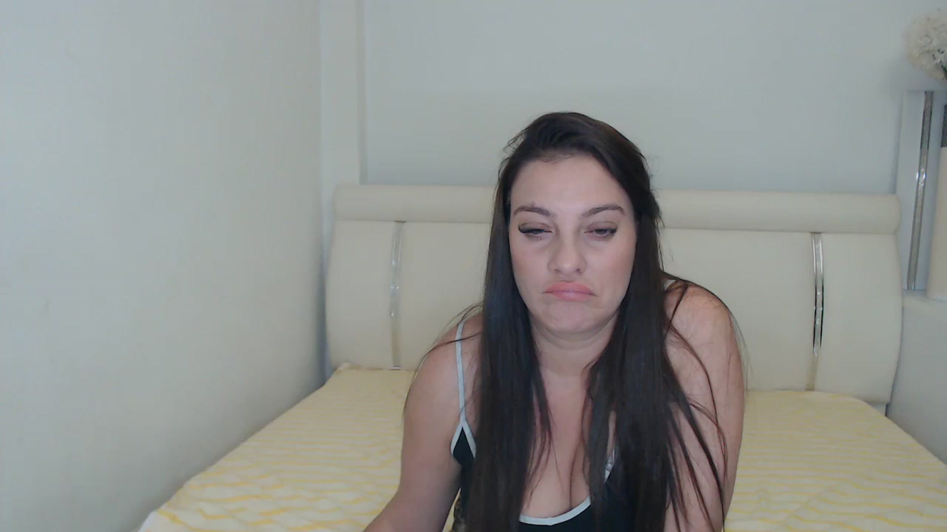 Gallery image thumbnail from MissEva0's myfreecams stream on, 11/27/2023, 21:38 image 15 of 20