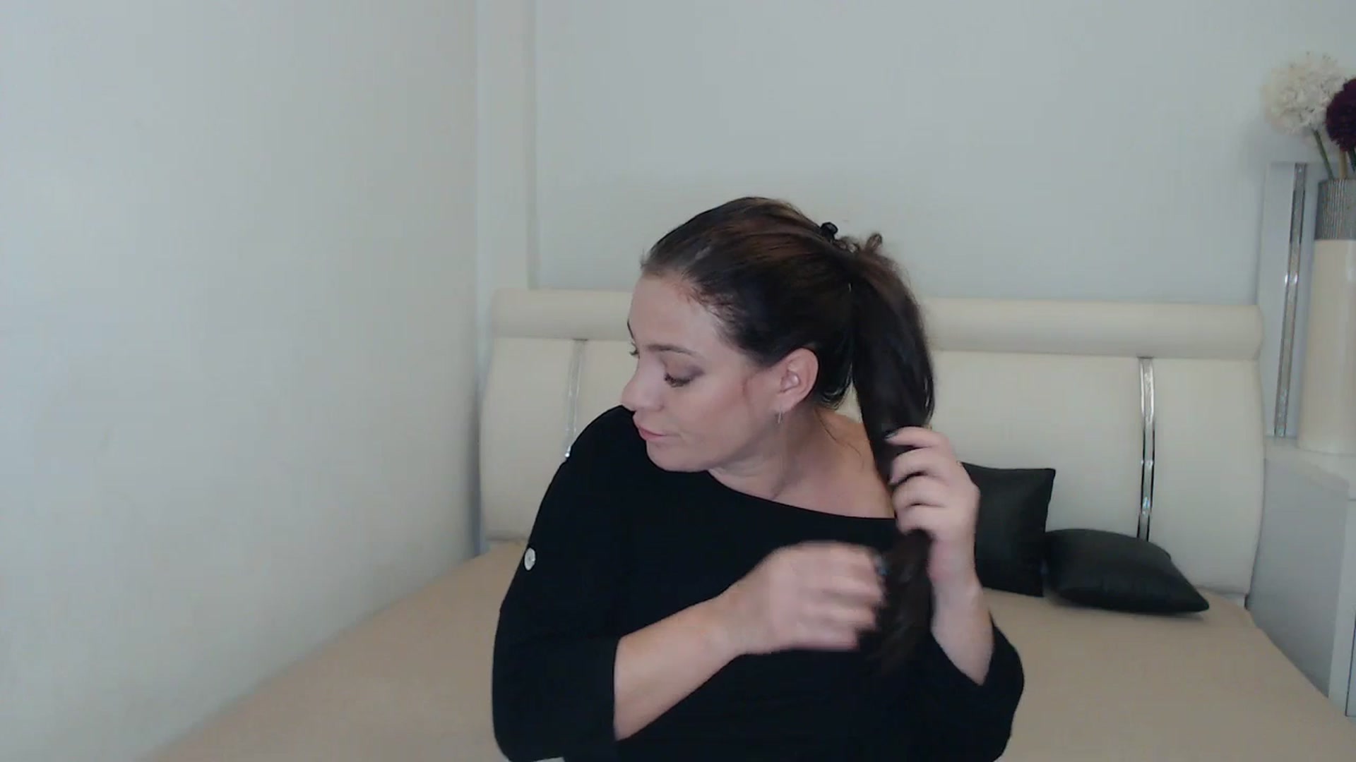 Gallery image thumbnail from MissEva0's myfreecams stream on, 11/29/2023, 20:25 image 5 of 20