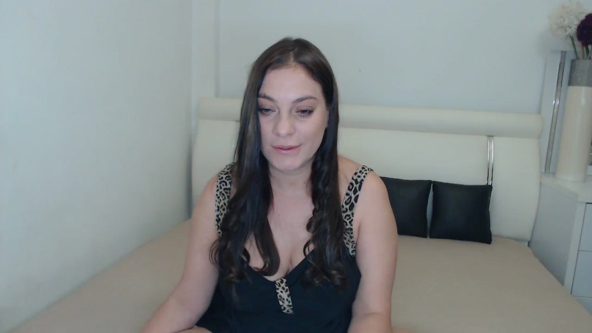 Gallery image thumbnail from MissEva0's myfreecams stream on, 11/30/2023, 19:17 image 11 of 20