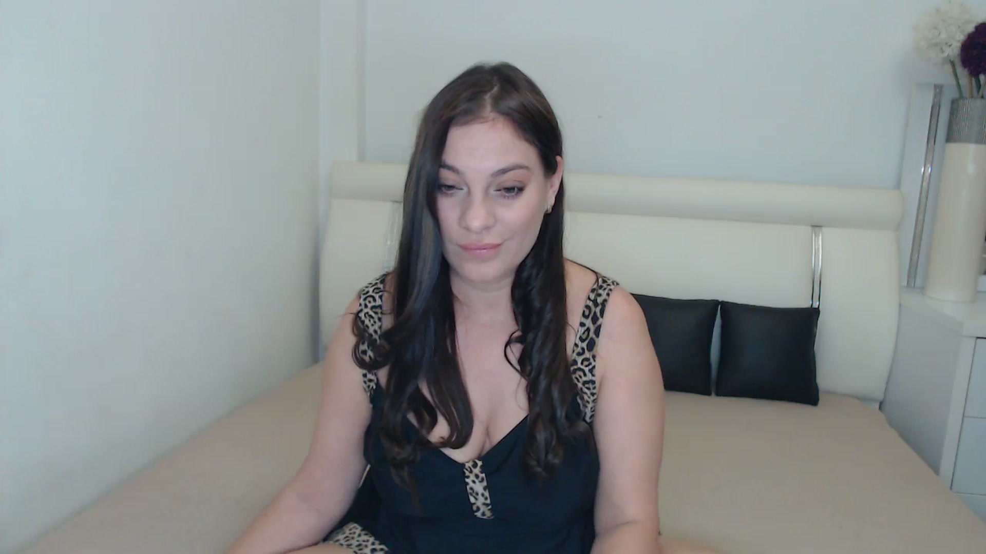 Gallery image thumbnail from MissEva0's myfreecams stream on, 11/30/2023, 19:56 image 6 of 20