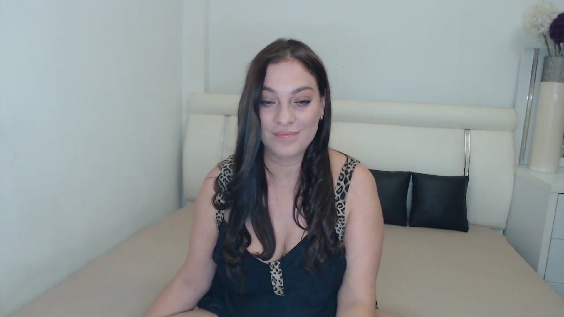Gallery image thumbnail from MissEva0's myfreecams stream on, 11/30/2023, 19:56 image 3 of 20