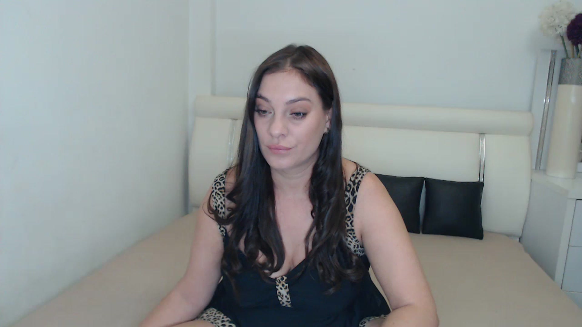 Gallery image thumbnail from MissEva0's myfreecams stream on, 11/30/2023, 19:56 image 11 of 20