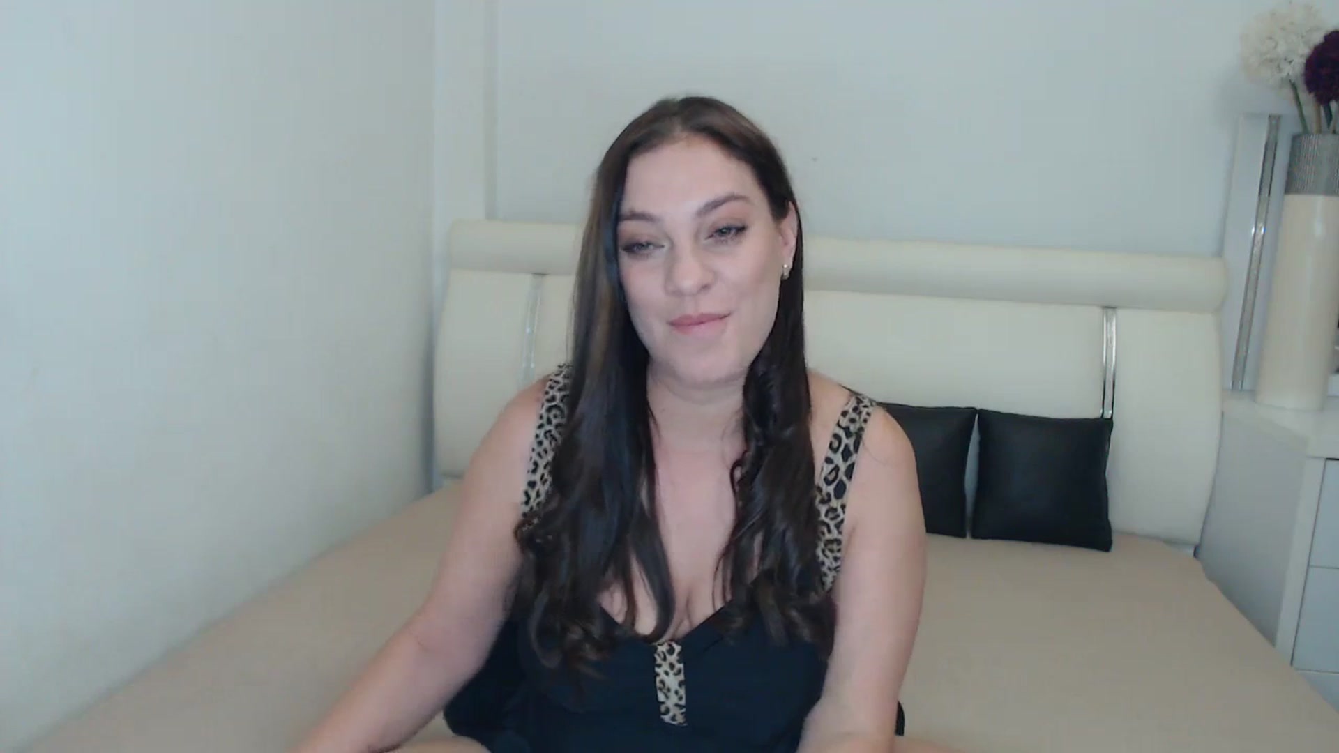 Gallery image thumbnail from MissEva0's myfreecams stream on, 11/30/2023, 19:56 image 20 of 20