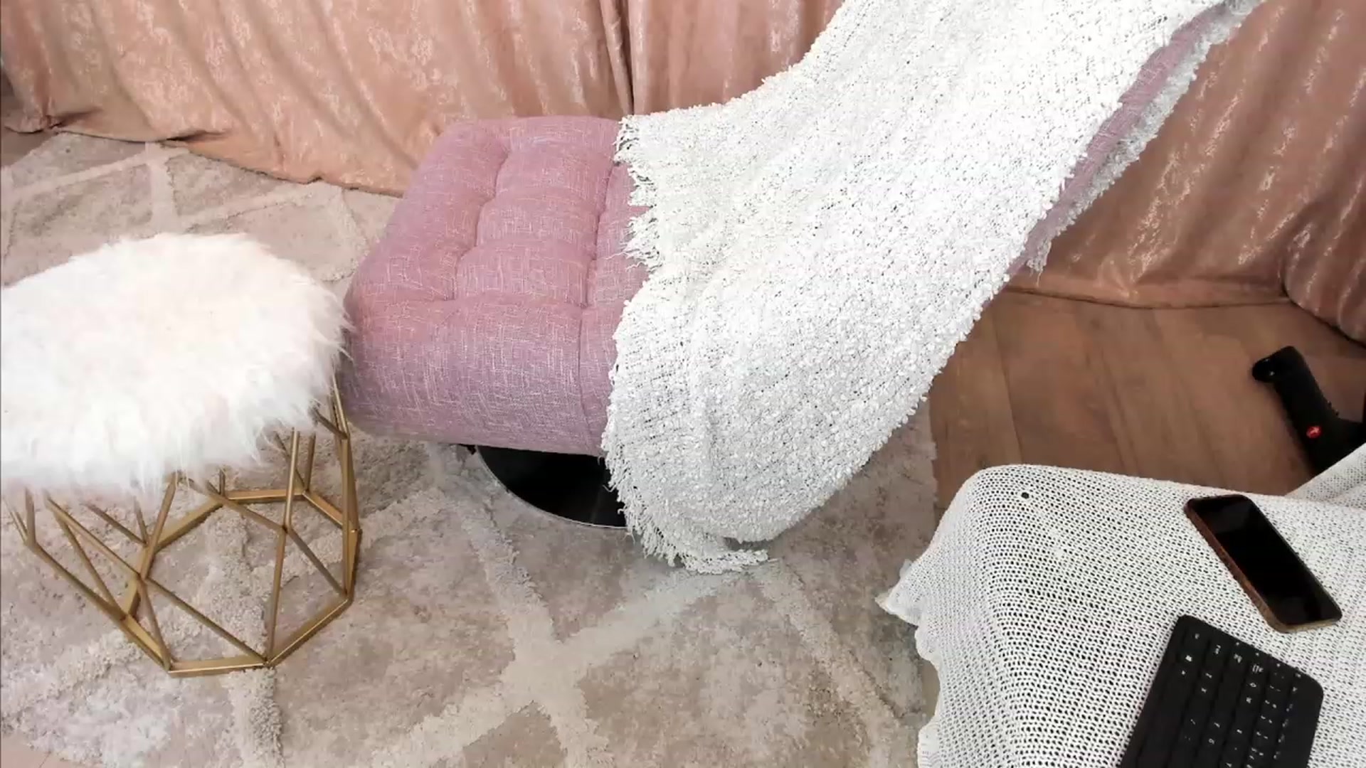 Gallery image thumbnail from MissFairy's myfreecams stream on, 01/31/2023, 18:35 image 2 of 20