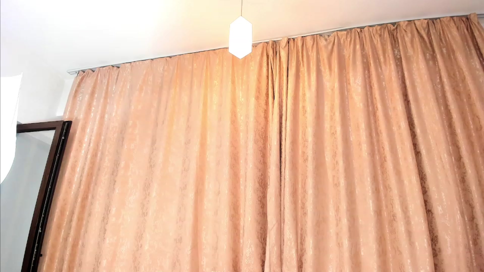 Gallery image thumbnail from MissFairy's myfreecams stream on, 08/03/2023, 24:34 image 16 of 20